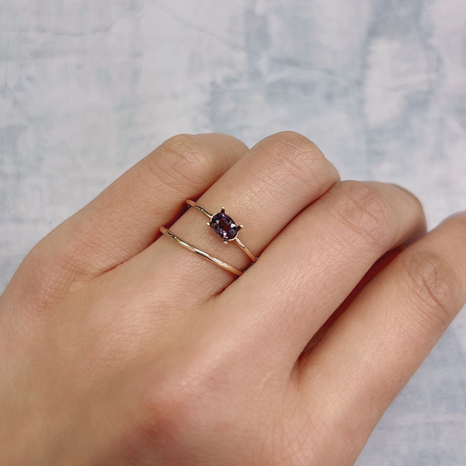 カラーチェンジサファイア非加熱(宝石名サファイア) タンザニア産 0.44ct 識別済[20096014]4.9×3.6mm前後