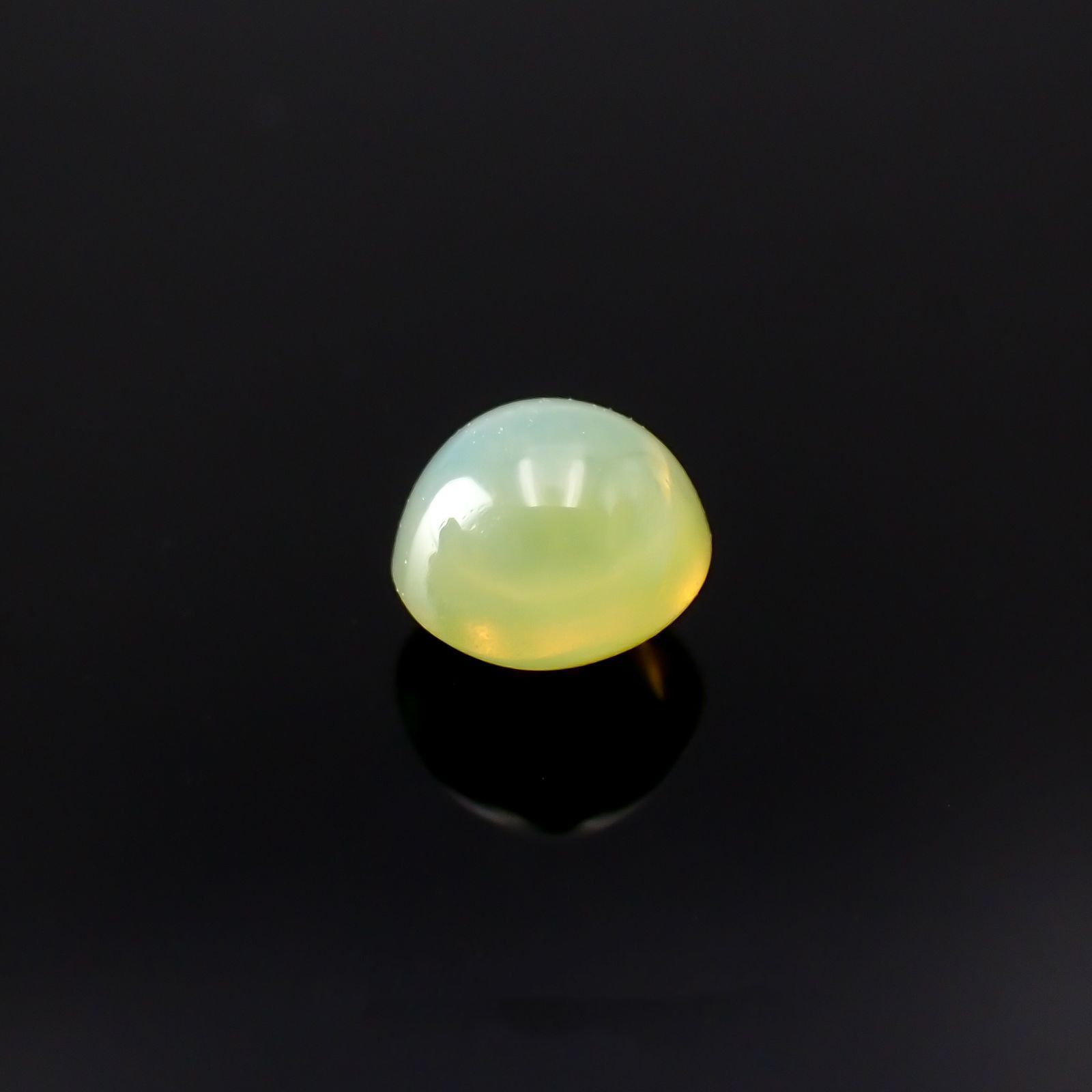 クリソベリルキャッツアイ スリランカ産 0.43ct[221018246]3.9x3.8mm前後