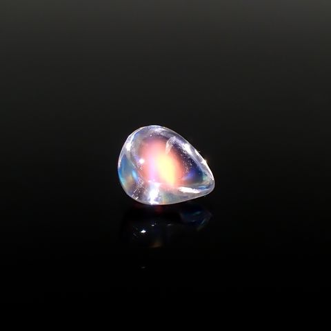 ◇バフカット◇レインボームーンストーン(宝石名ラブラドライト)マダガスカル産 1.323ct ソ付(彩珠)[240427204]7.9x6.6mm前後
