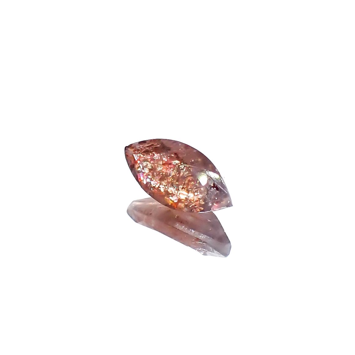 ブラッドショットアイオライト インド産 0.62ct[240125386]8.9x4.2mm前後