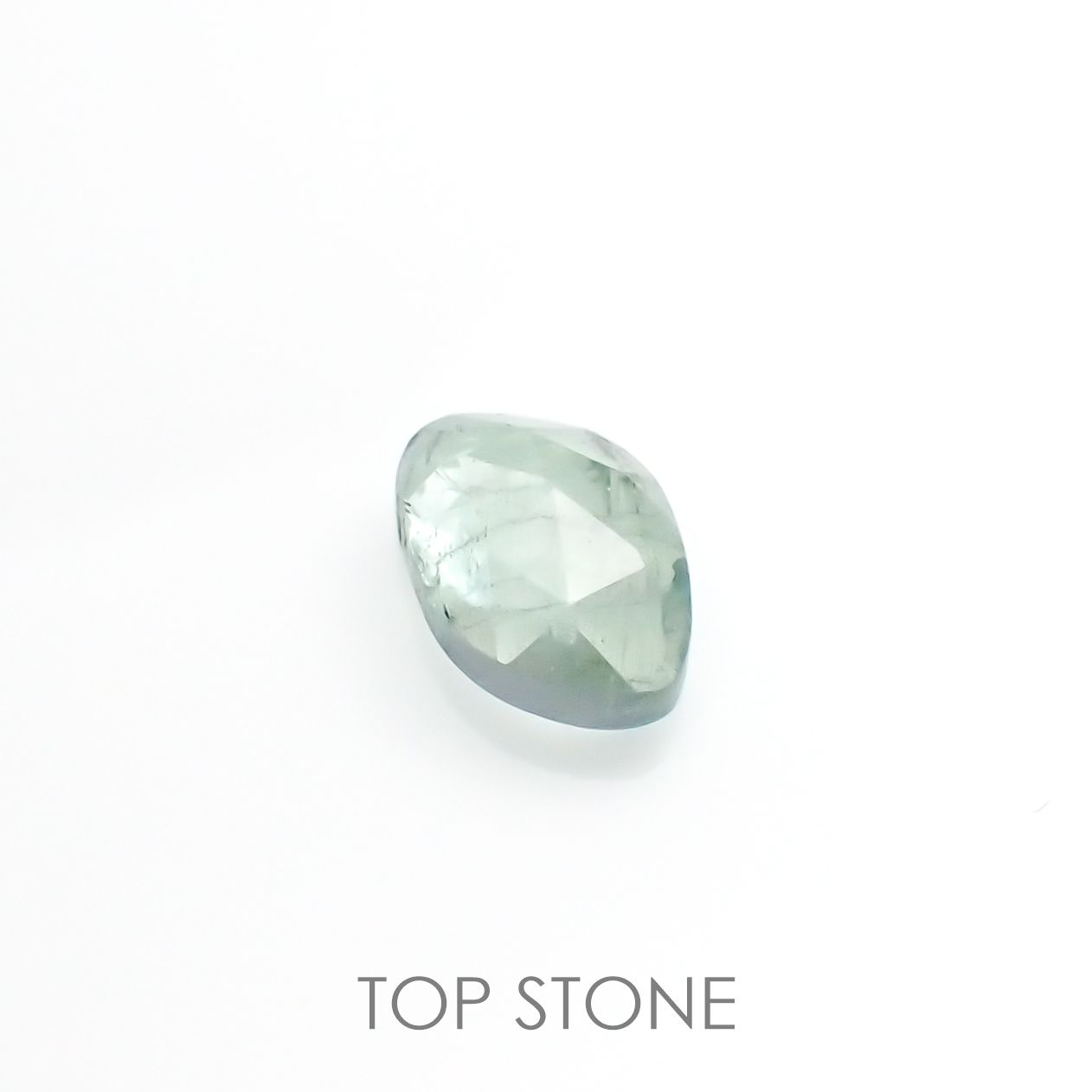◇ローズカット◇バナジウムコーネルピン(宝石名コーネルピン)タンザニア・タンガ州産 1.02ct 識別済[220115546]7.4x4.9mm前後
