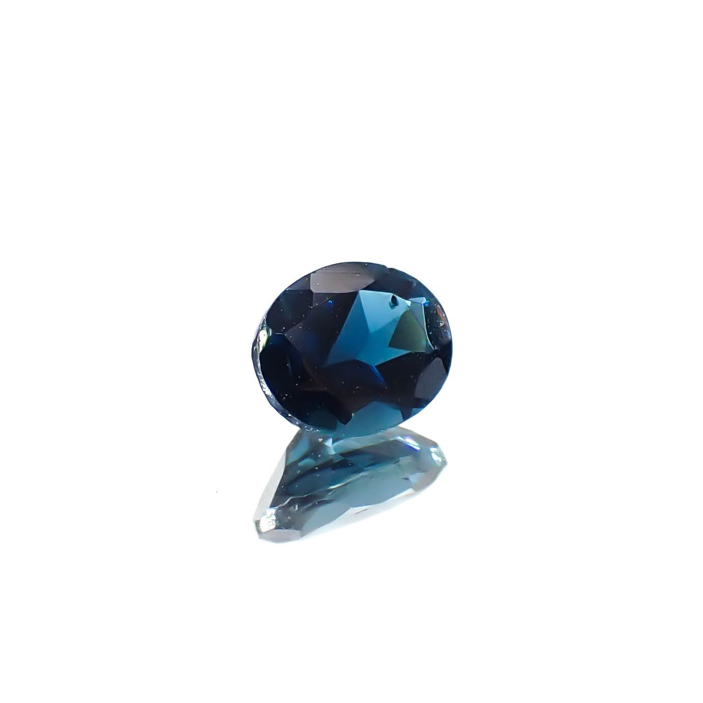 インディゴライト ブラジル産 0.37ct / 5.2x4.1mm前後 [250931100]