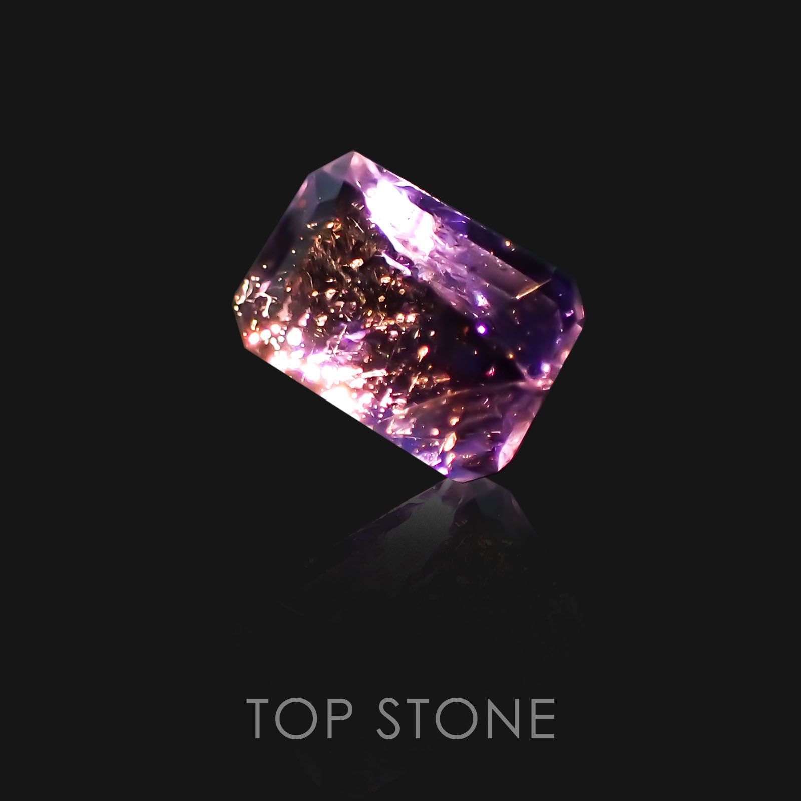 アイオライトサンストーン インド・ブラジル産 ルース 0.52ct[20128415]6.1×3.9mm前後