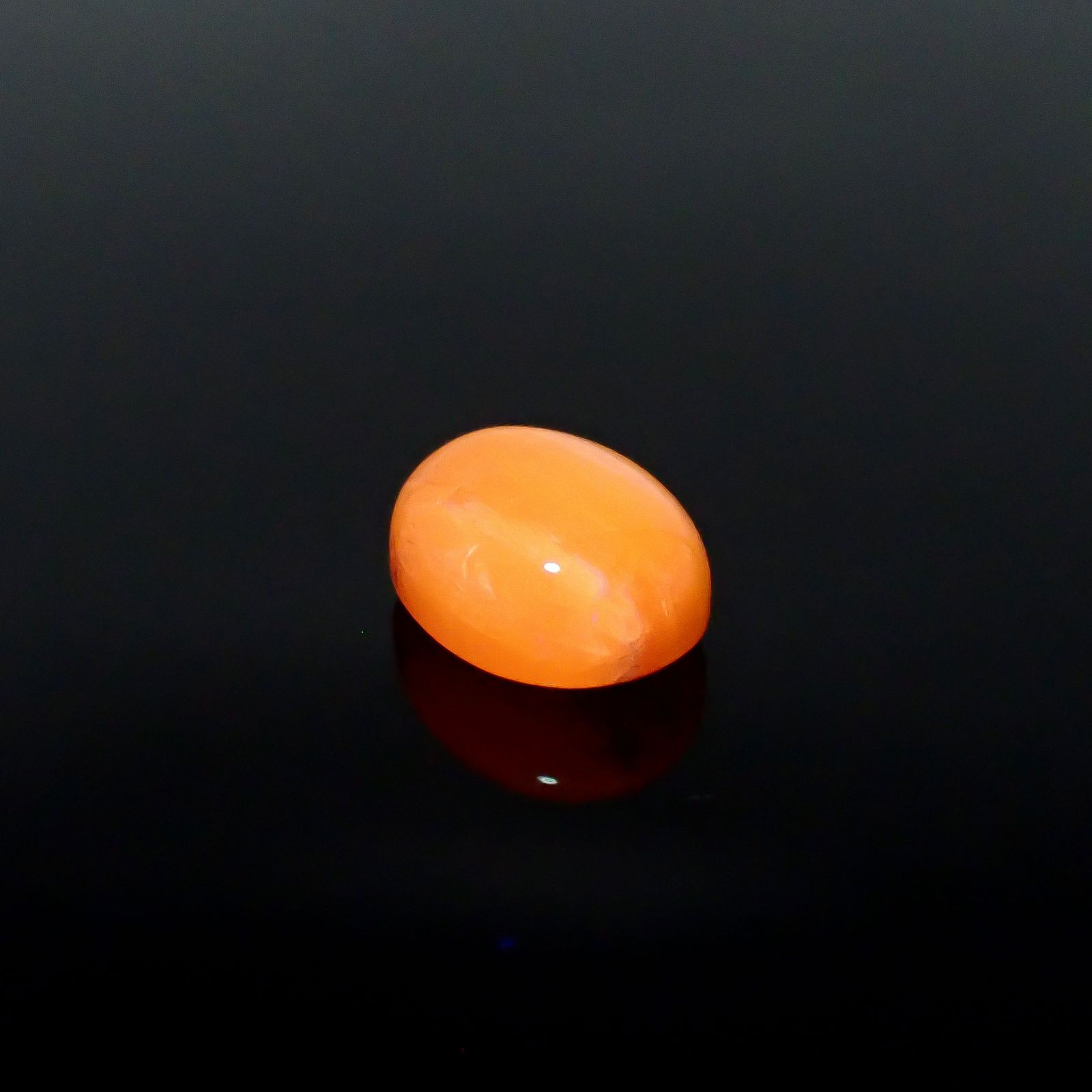 北海道オパール 北海道河東郡鹿追町然別産 4.87ct [250630621]12.5x9.9mm前後