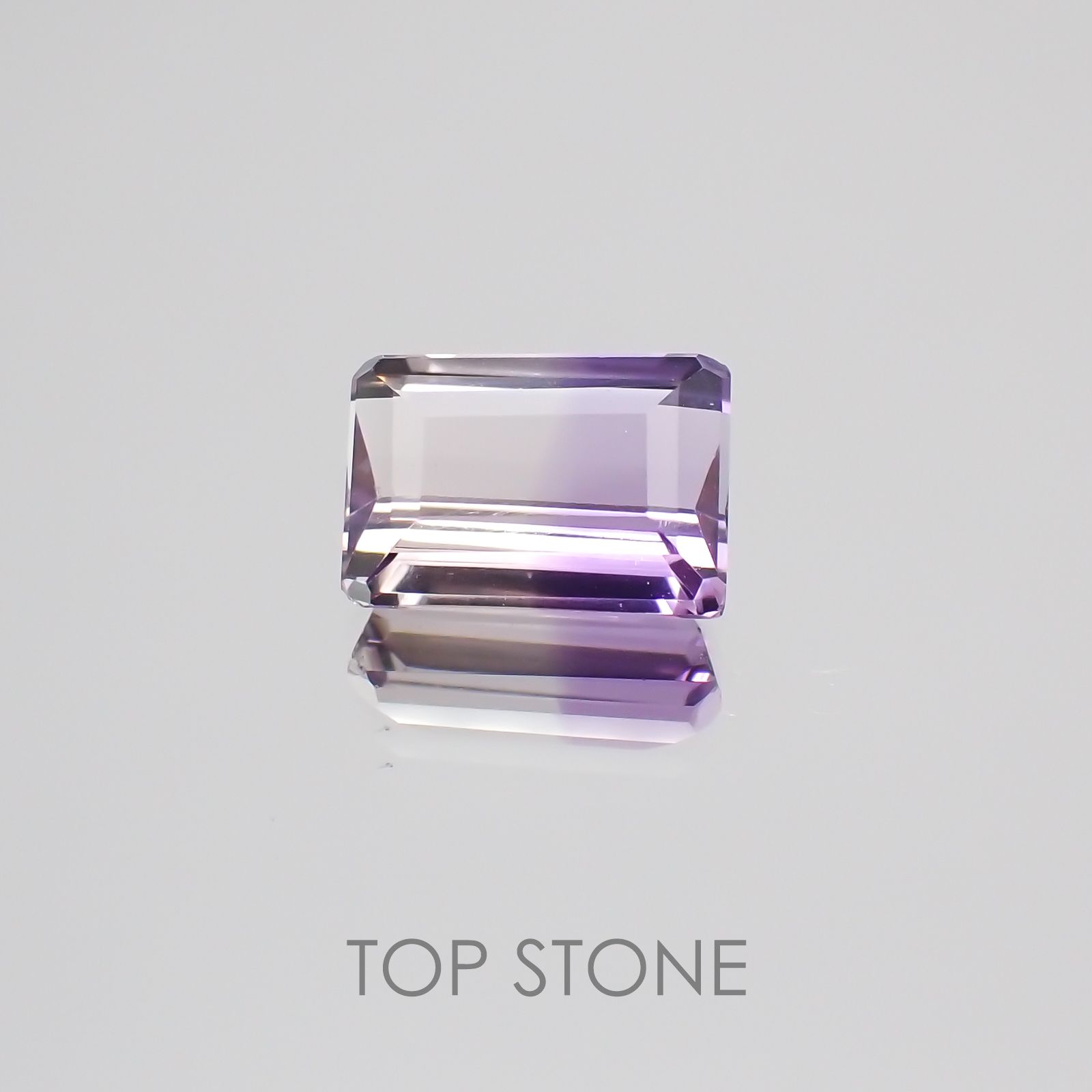 アワーグラスアメジスト モロッコ産 ルース 2.03ct[21018587]8.9×6.3mm前後