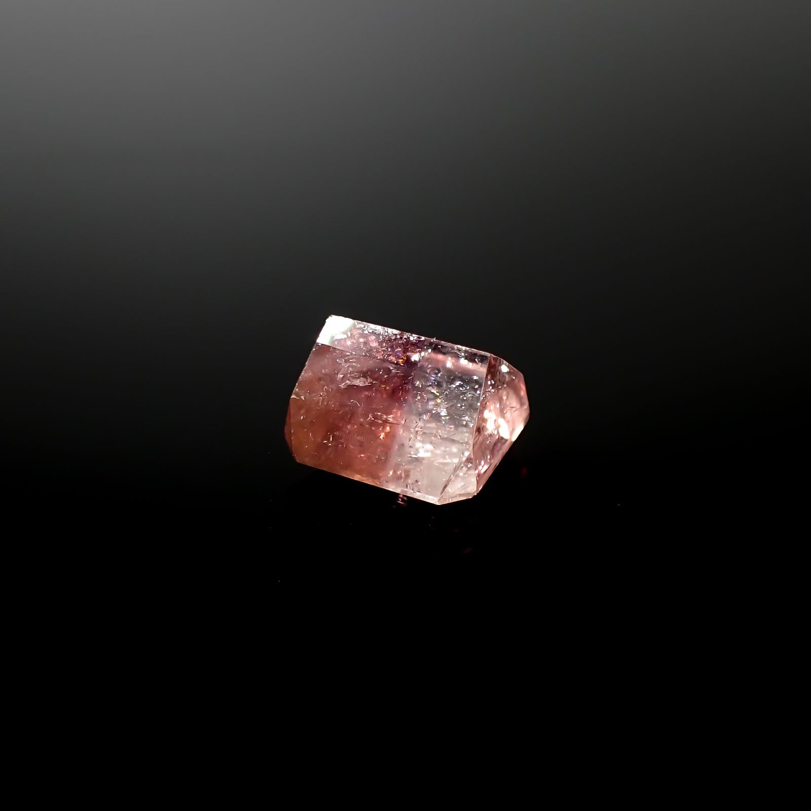 バイカラートルマリン アフガニスタン産 3.94ct [241029401]8.8x8.2mm前後