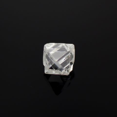 ソーヤブルダイヤモンド 原石 0.085ct[231023617]2.8x2.7mm前後