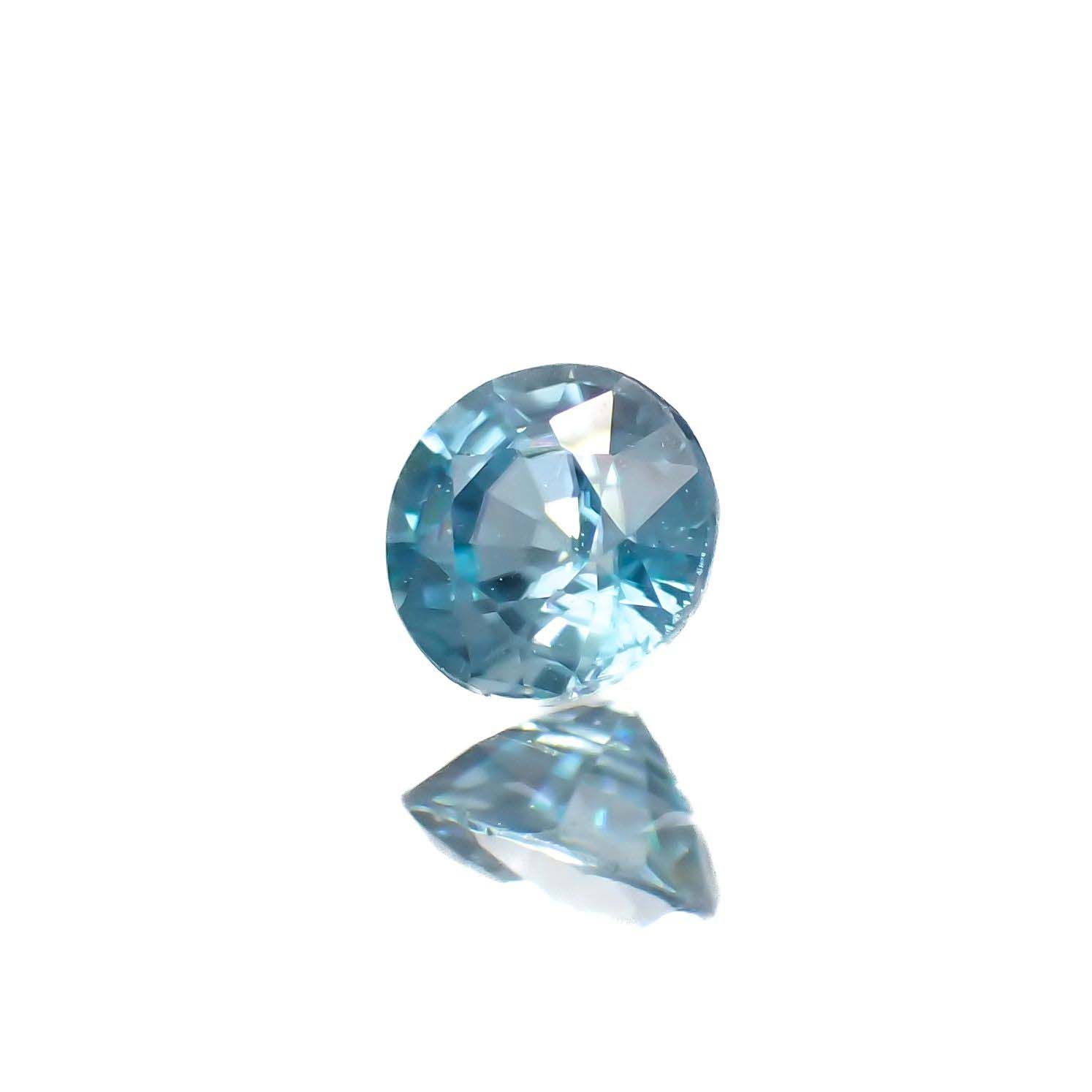 ブルージルコン(宝石名ブルー・ジルコン)カンボジア産 0.54ct 識別済[220716834]4.5x4.5mm前後
