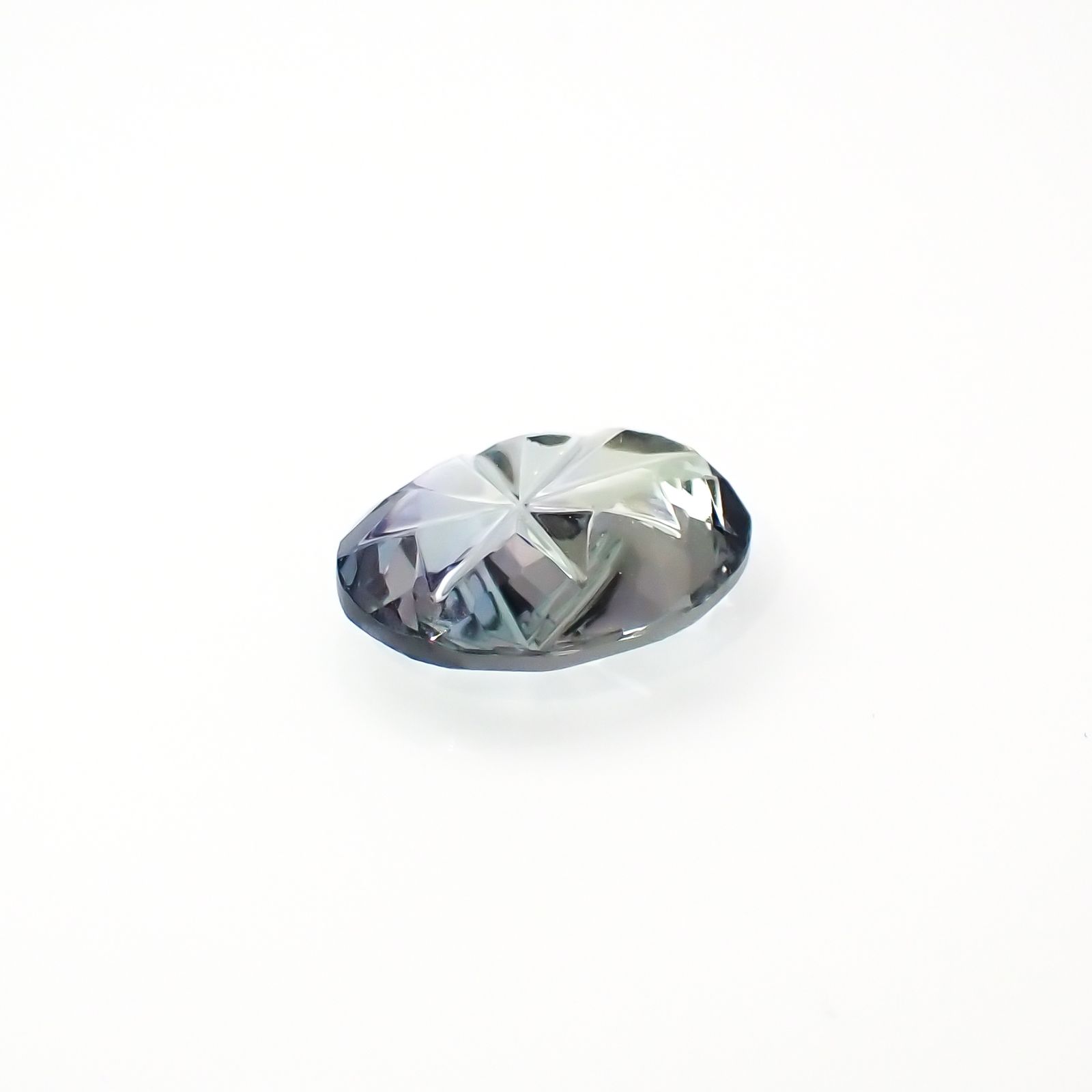 ◇甲州貴石切子Plus Three◇バイカラータンザナイト カード付き(宝石名ゾイサイト)タンザニア産 2.00ct 識別済[230321253]10x7.5mm前後