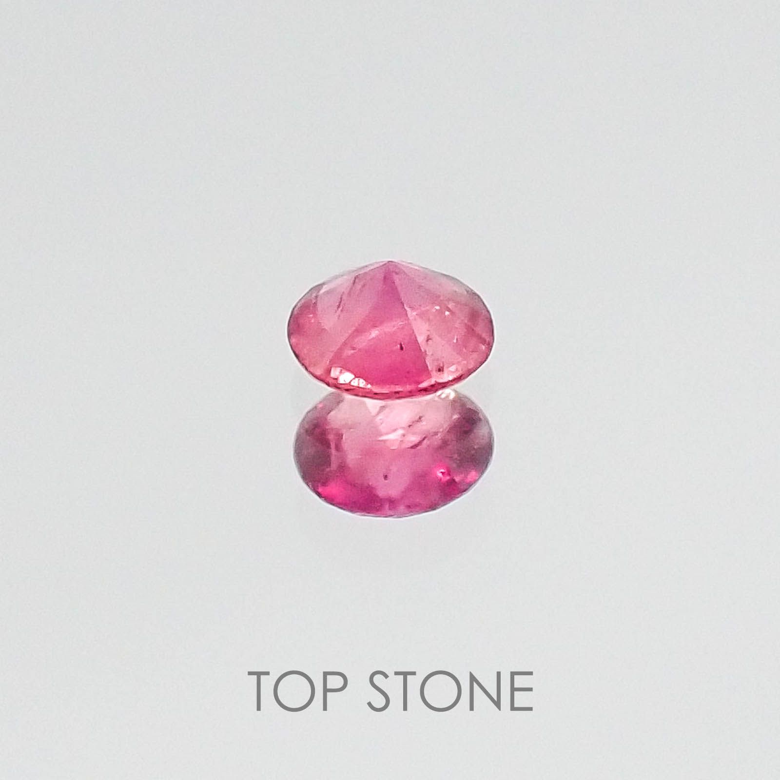 レッドベリル アメリカ・ユタ州産 ルース 0.076ct[20084416]3×3mm前後