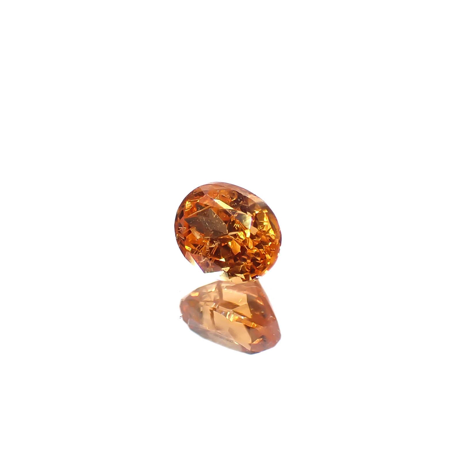 マンダリンガーネット マダガスカル産 0.24ct[240628228]3.6x2.9mm前後