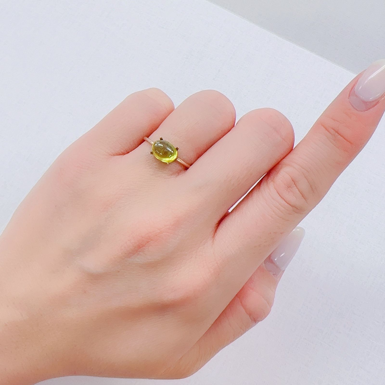 スフェーン マダガスカル産 2.32ct[230220637]8x6mm前後
