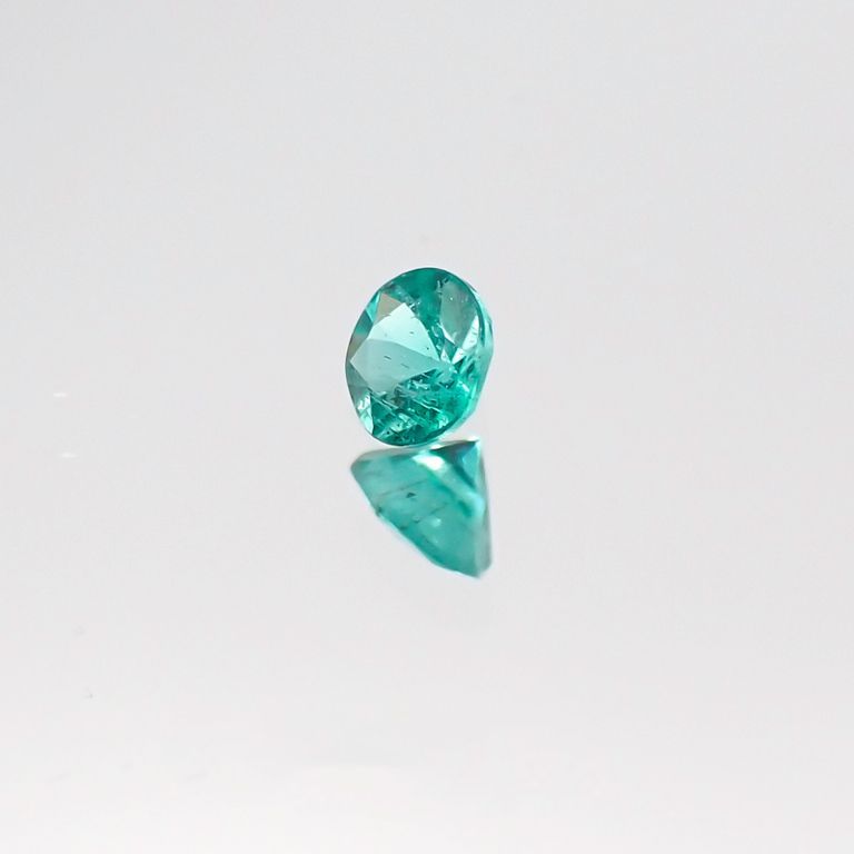 パライバトルマリン ブラジル産 ルース 0.056ct[20127241]2.5×2.5mm前後