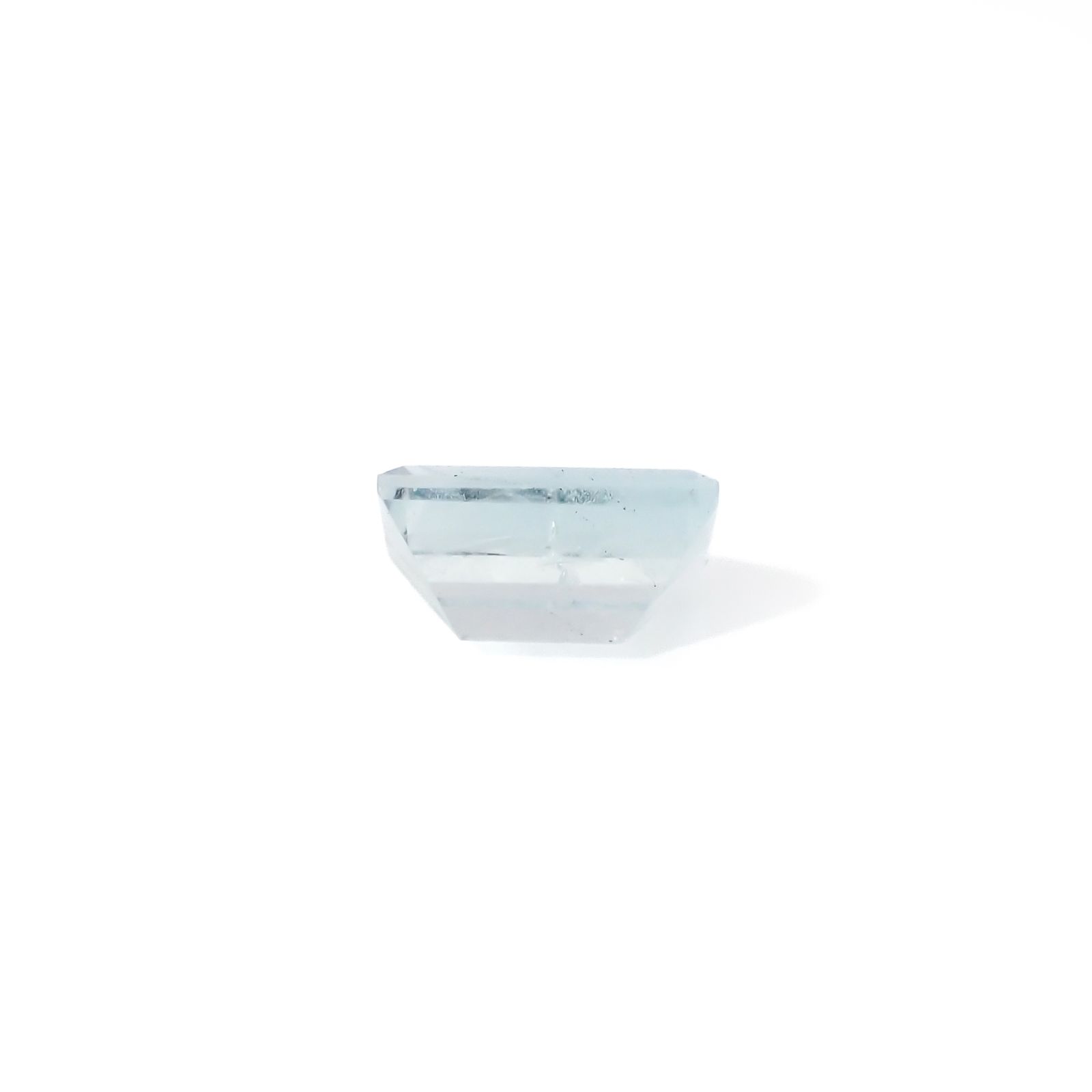 ◇ミラーカット◇アクアマリン モザンビーク産 0.87ct[240226101]7.1x5mm前後