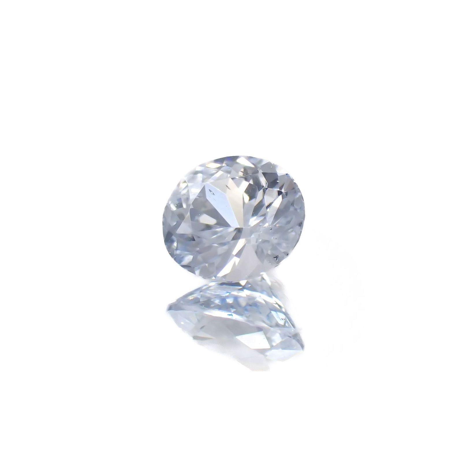 アイスブルーサファイア(宝石名サファイア)スリランカ/マダガスカル産 識別済 0.53ct / 5x4.6mm前後 [220918075]