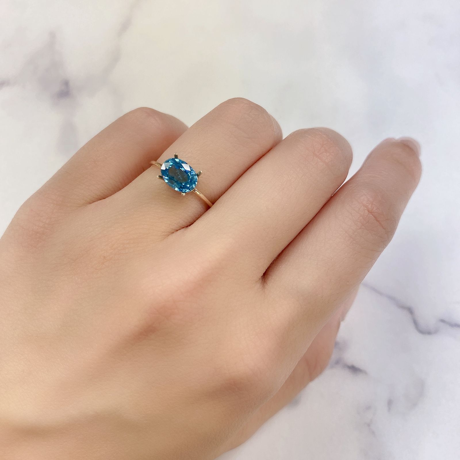ブルージルコン(宝石名ジルコン)カンボジア産 2.14ct 識別済[231124187]7.9x5.9mm前後
