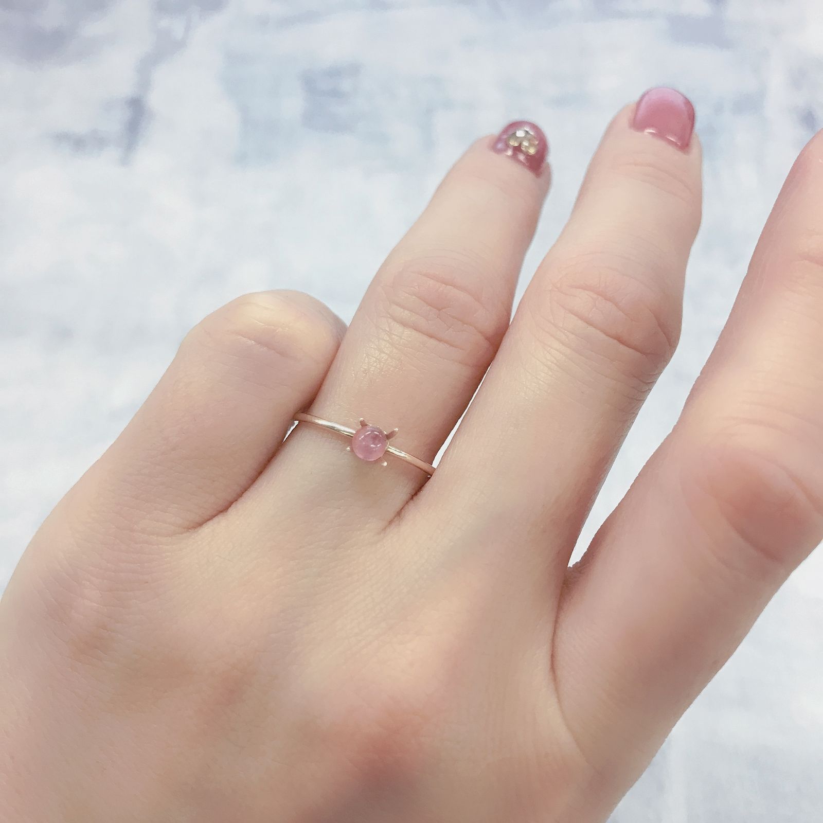 ペツォッタイトキャッツアイ(ラズベリル)(宝石名ペツォッタイト・キャッツアイ)マダガスカル産 0.250ct ソ付(彩珠)[220114345]3.6x3.5mm前後