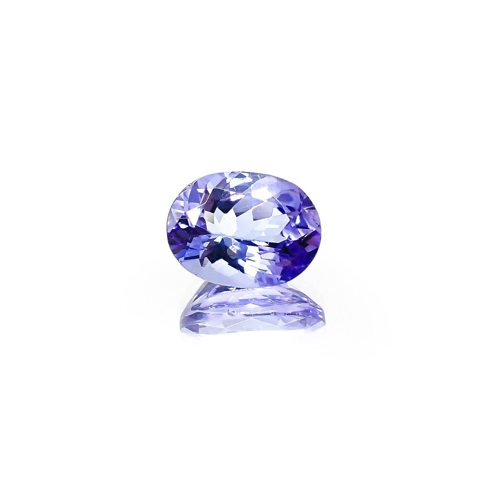 タンザナイト(宝石名タンザナイト)タンザニア産 識別済 1.70ct / 8.5x6.5mm前後 [220817264]