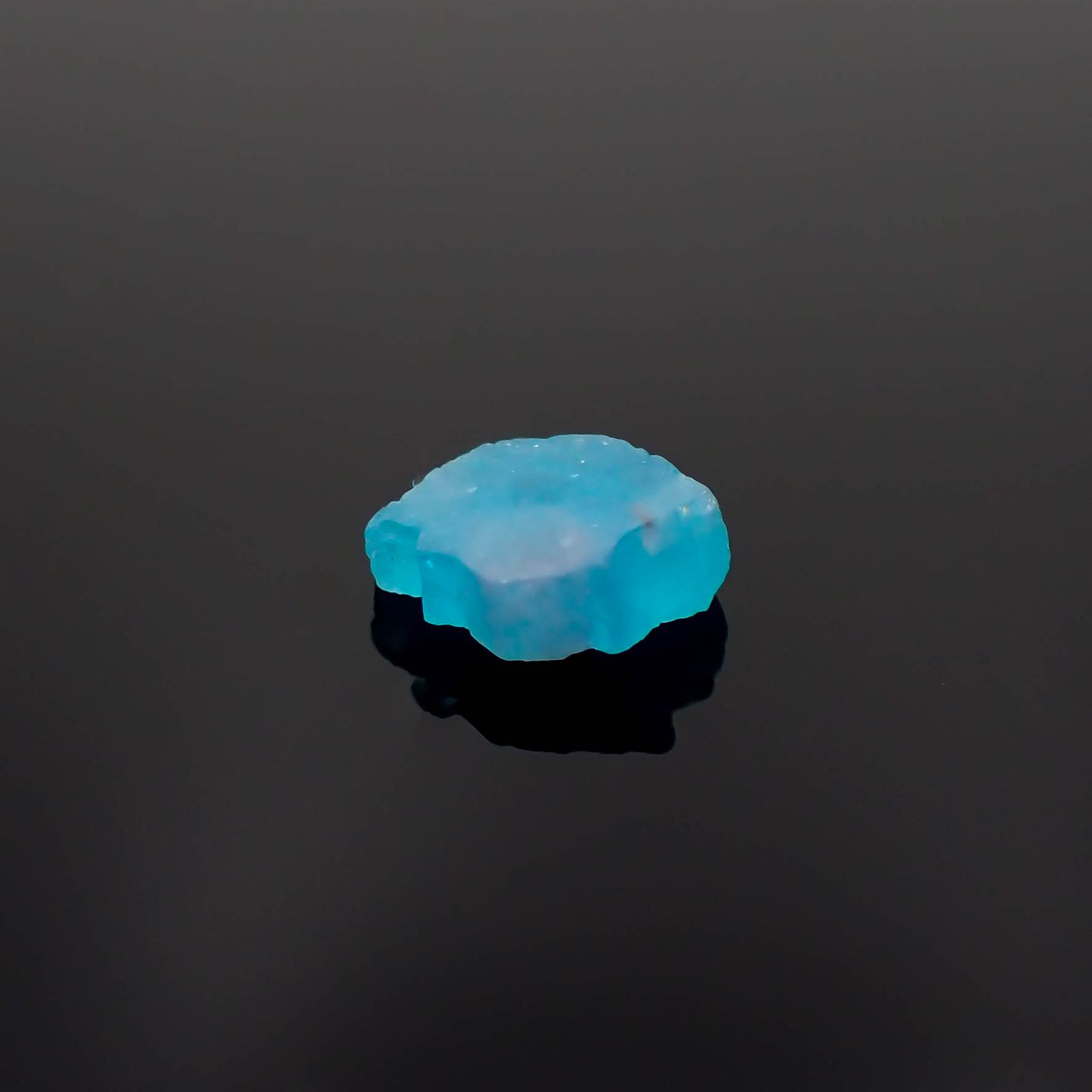 パライバトルマリン原石スライス ブラジル・パライバ州バターリャ鉱山産 1.13ct[230321167]8.2x6mm前後