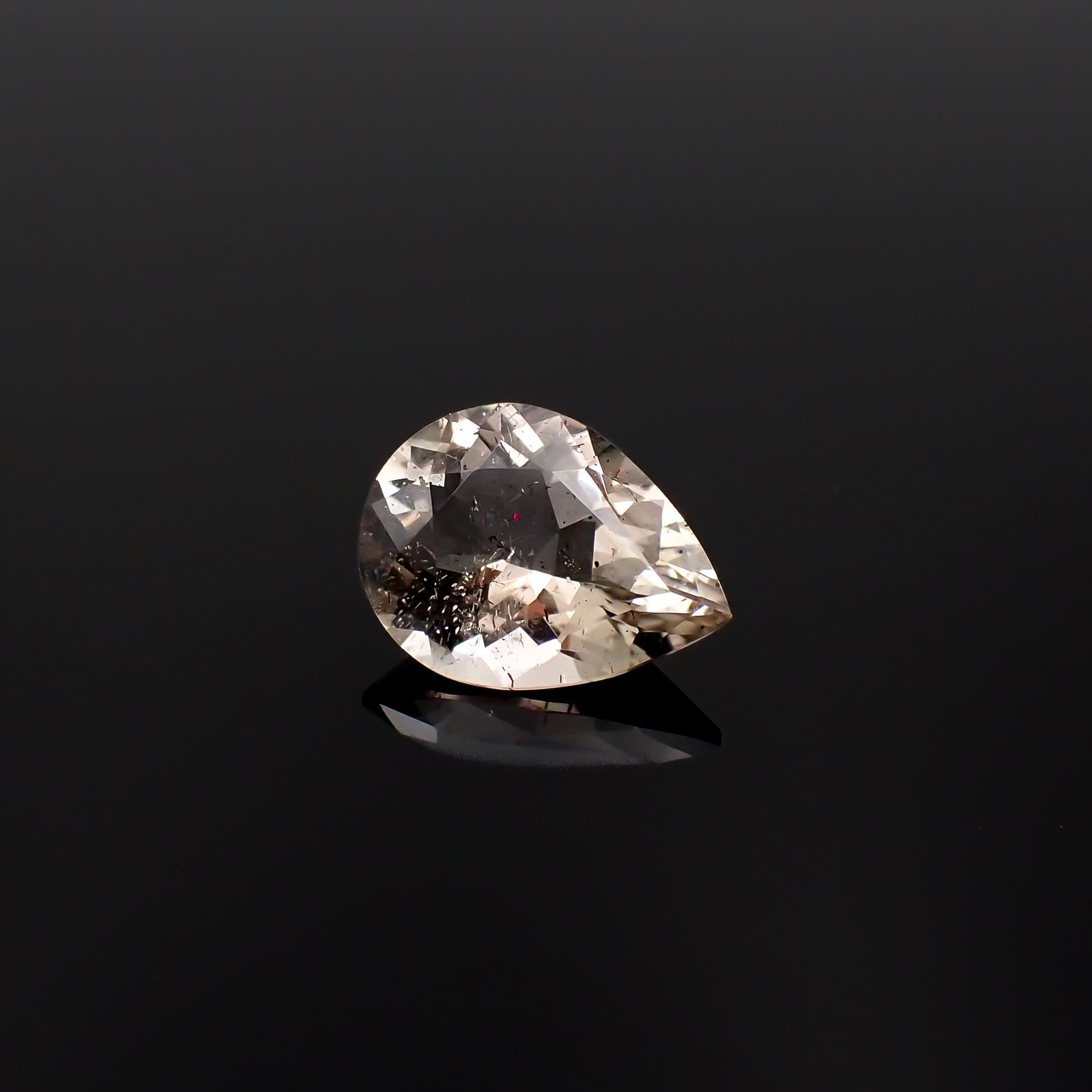 ティンカーベルクォーツ ブラジル産 2.59ct[230923481]11.8x8.9mm前後