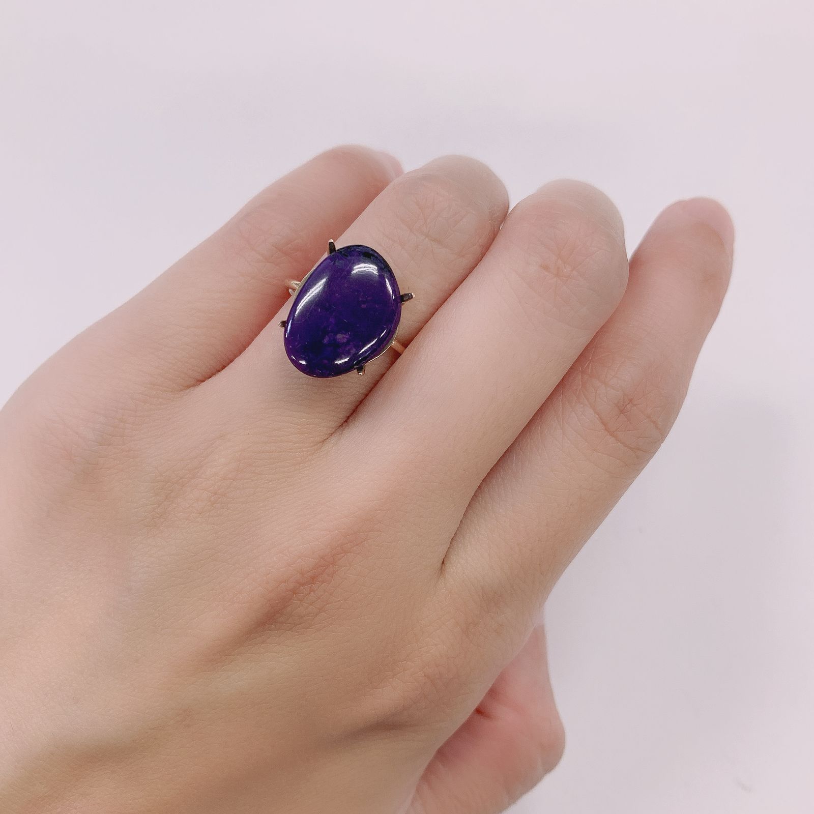 ◇フリーフォーム◇スギライト 南アフリカ産 ルース 4.98ct[210812873]15.4×11mm前後