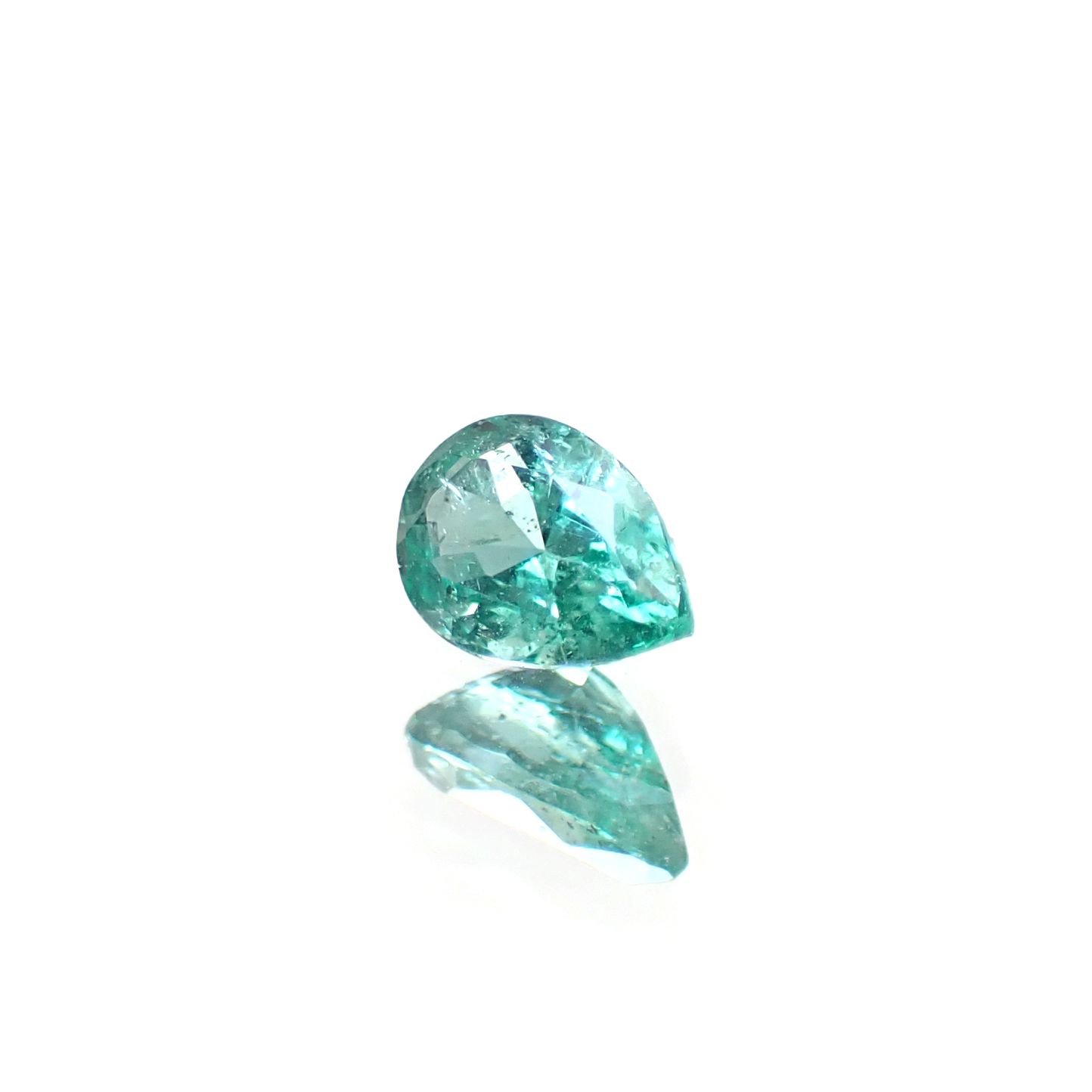ブルーエメラルド(ブルーグリーンベリル) ザンビア産 0.38ct [250430287]5.9x3.9mm前後