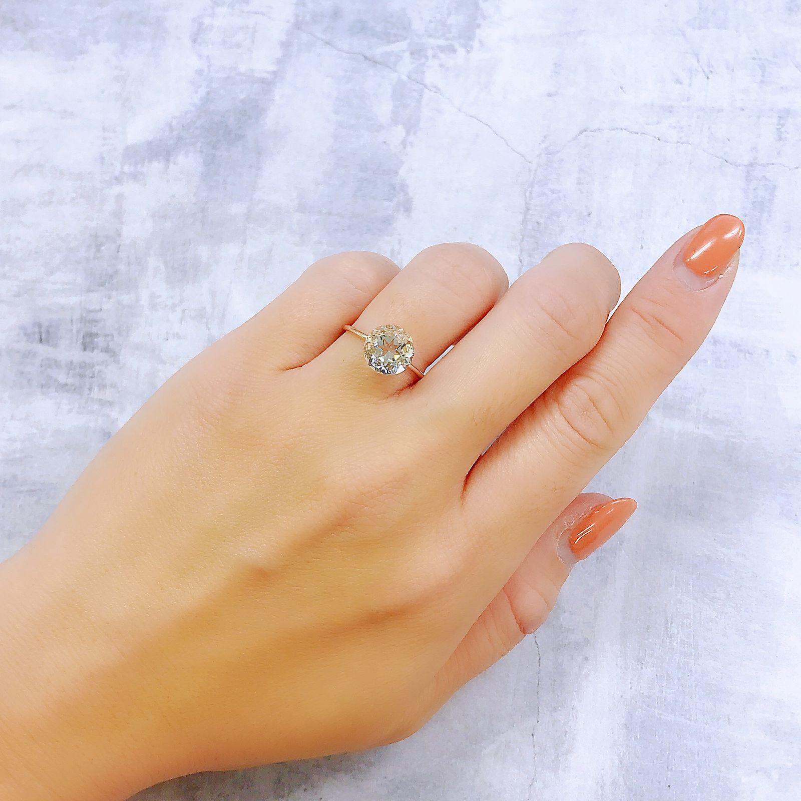 オーソクレース(宝石名ホワイト・オーソクレース)マダガスカル産 2.199ct ソ付(彩珠)[221018692]8.8x8.8mm前後