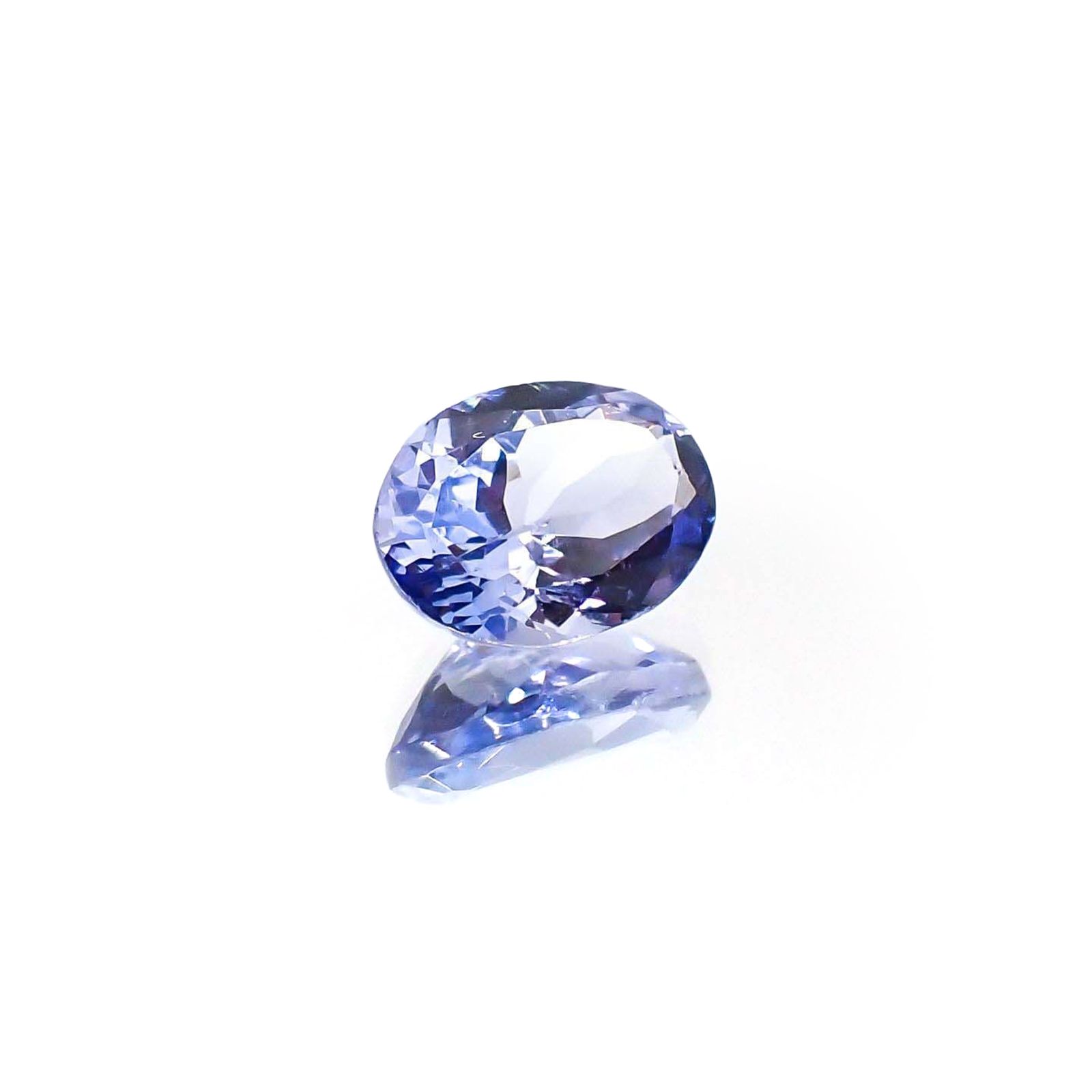 タンザナイト(宝石名タンザナイト)タンザニア産 識別済 1.71ct / 8.4x6.4mm前後 [230723003]
