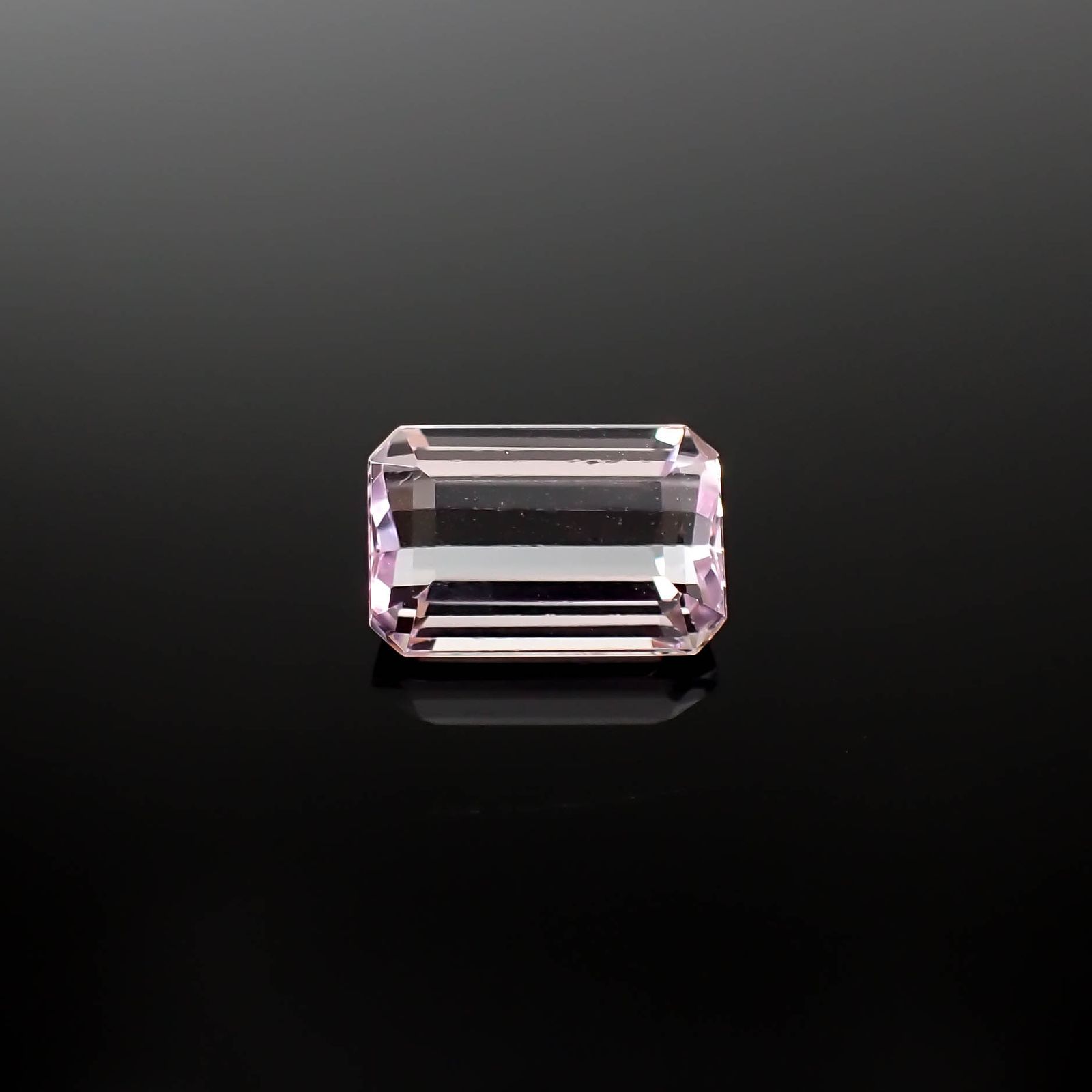 クンツァイト アフガニスタン産 3.30ct[231225139]10.6x6.9mm前後