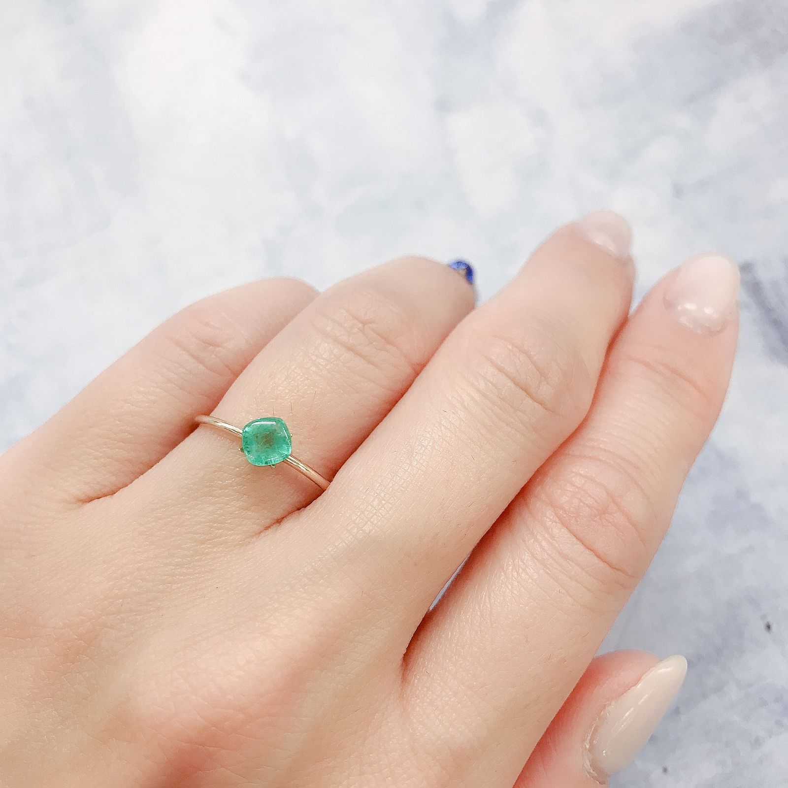 ◇シュガーローフカット◇エメラルド(宝石名エメラルド)コロンビア産 0.48ct 識別済[220515952]4.9x4.7mm前後