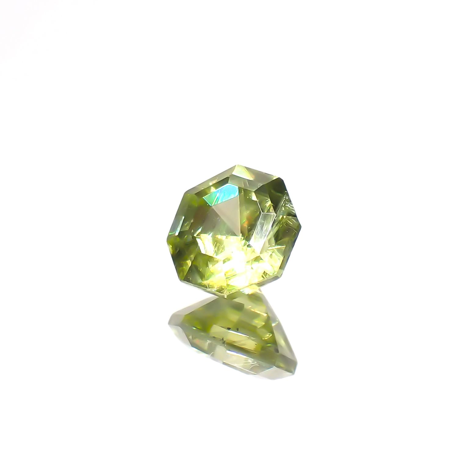 ◇オクタゴンカット◇スフェーン(宝石名スフェーン)マダガスカル産 0.65ct 識別済[231224751]5.1x5.1mm前後