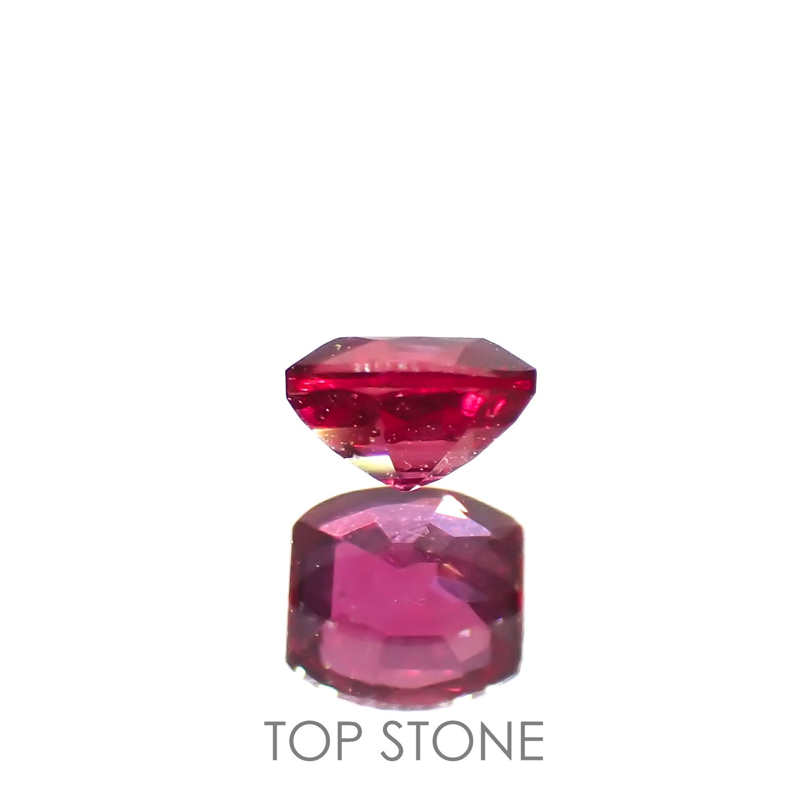 ルビー モザンビーク/ビルマ産 0.15ct[220616210]2.8x2.7mm前後