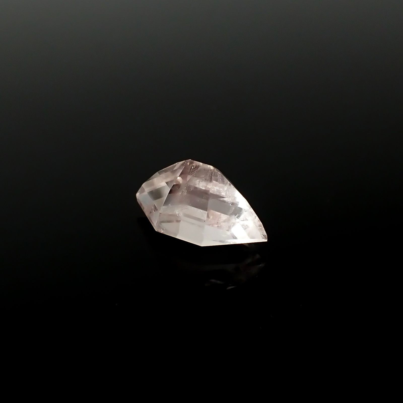 ◇カスタムカット◇ピンクエンジェルラダー マダガスカル産 3.77ct[240125427]14.1x7.6mm前後