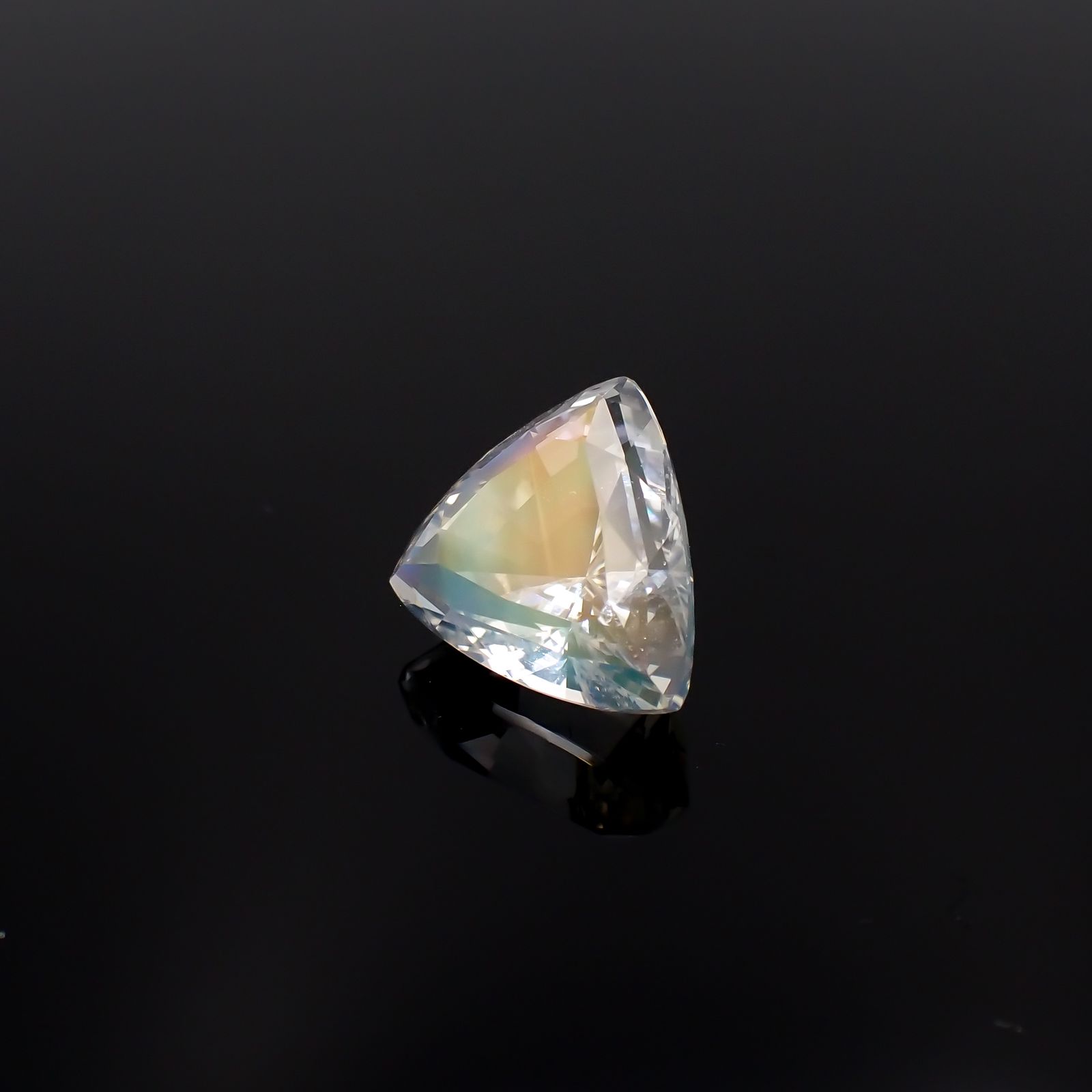 レインボームーンストーン マダガスカル産 5.12ct[230522281]11.1x12.3mm前後