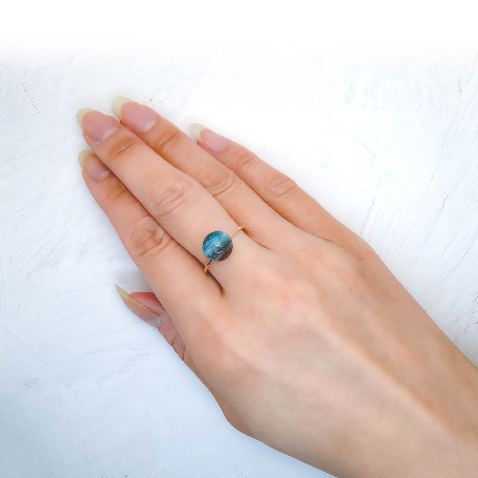 ブルーオパール ペルー産 1.75ct / 8.8x8.8mm前後 [260933093]