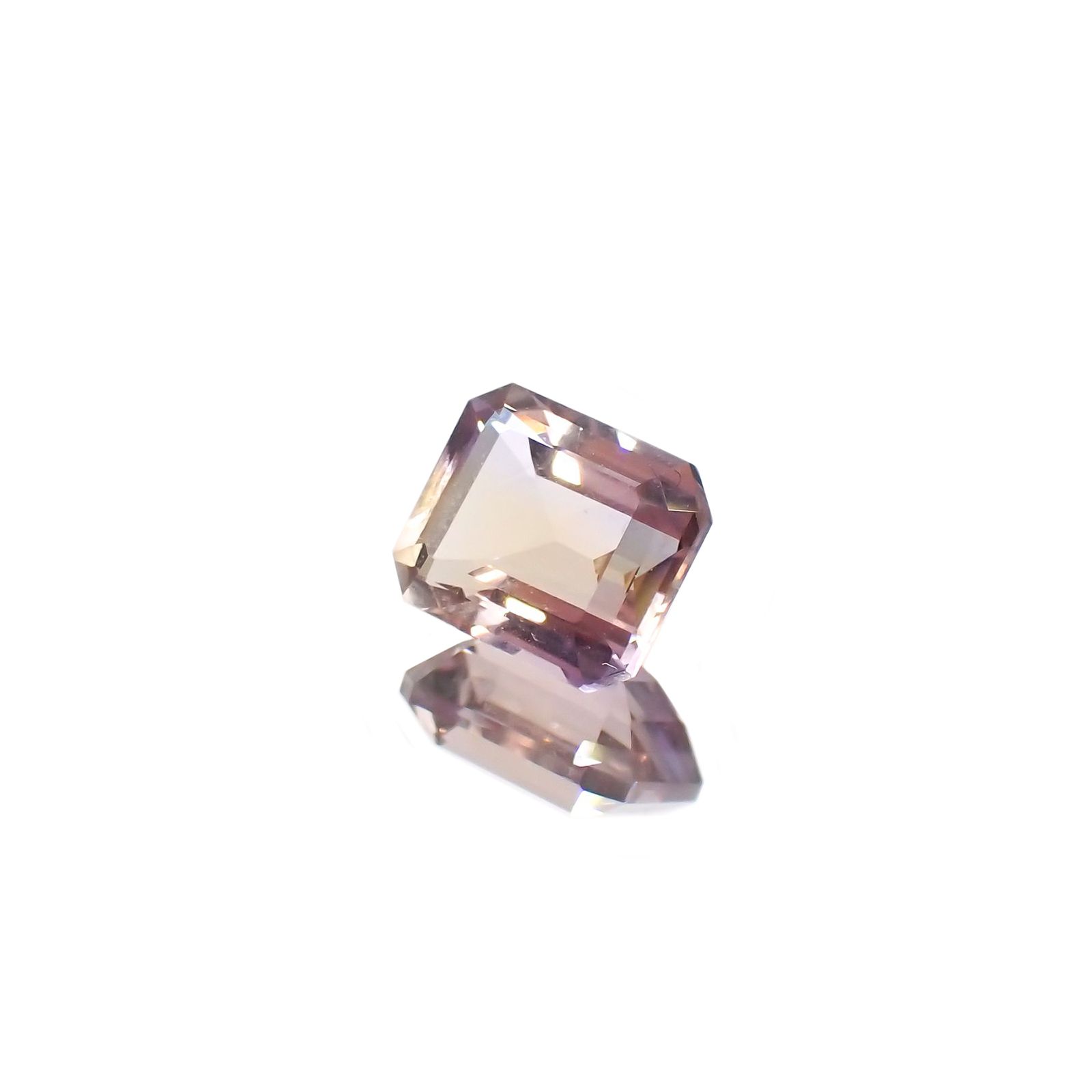 アメトリン ボリビア産 1.48ct [220114628]7.4x6.3mm前後