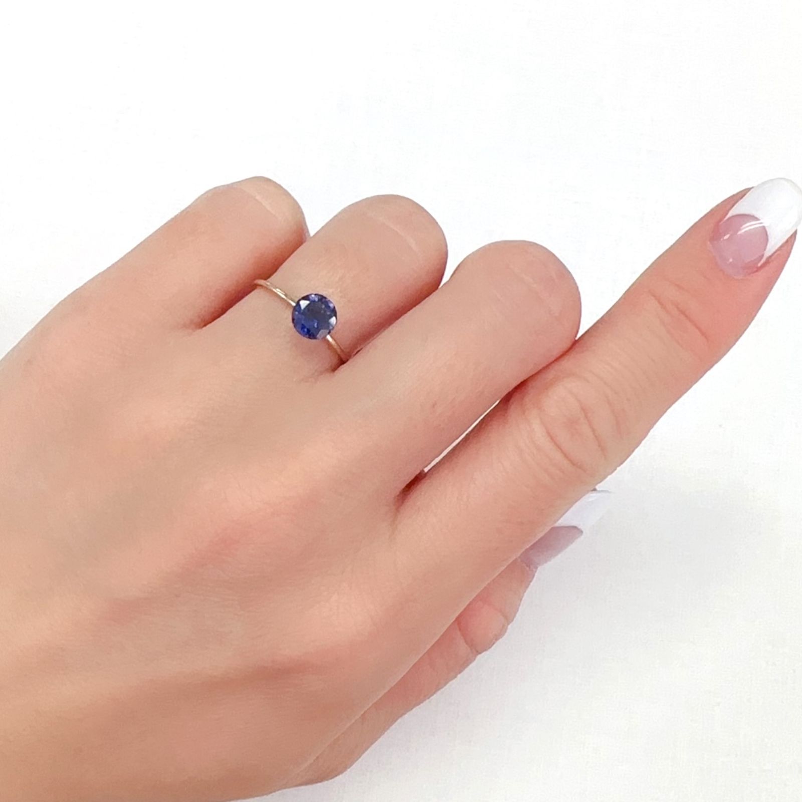 アイオライトサンストーン インド/ブラジル産 0.65ct[231224838]6x5.9mm前後