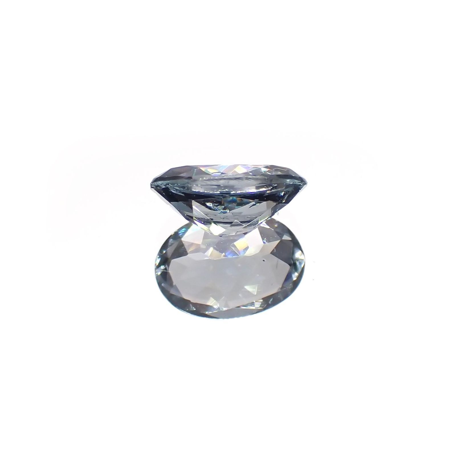 グレースピネル タンザニア産 0.87ct / 7x5.1mm前後 [251021549]