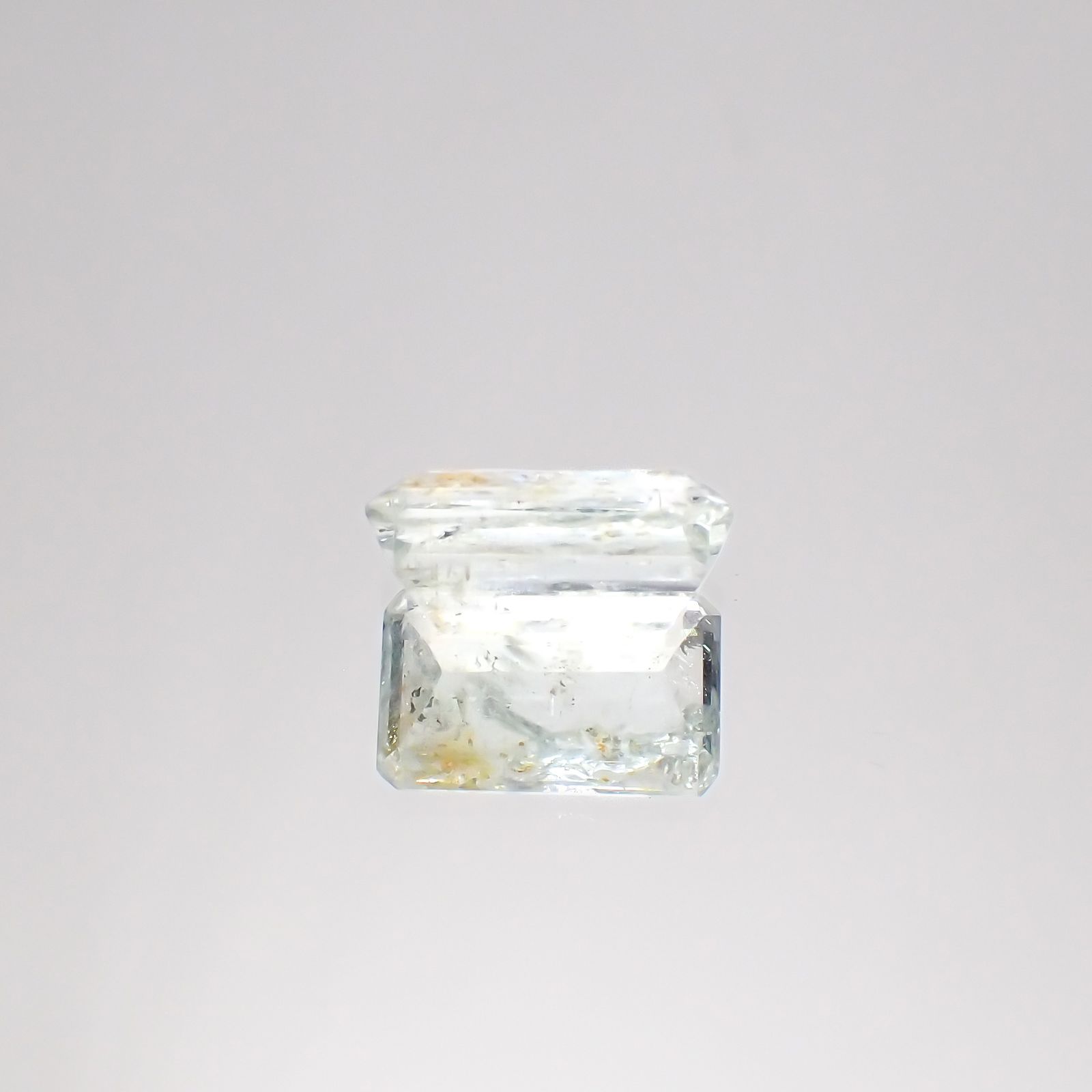 オーロラアクアマリン ブラジル産 2.65ct[231224679]10.7x6.4mm前後