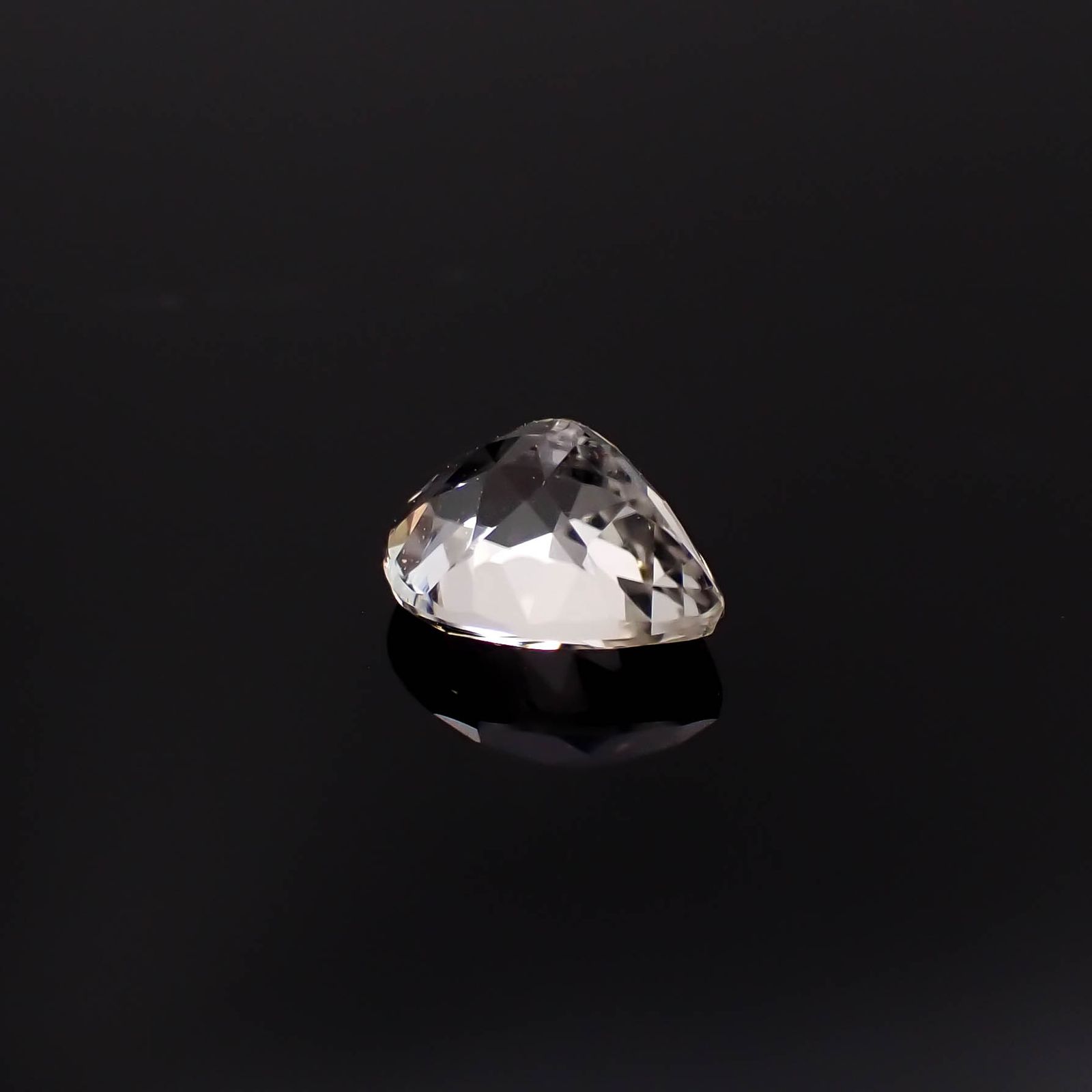 アクロアイト 非加熱(宝石名トルマリン)ナイジェリア産 0.64ct 識別済[231225203]6.1x4.8mm前後