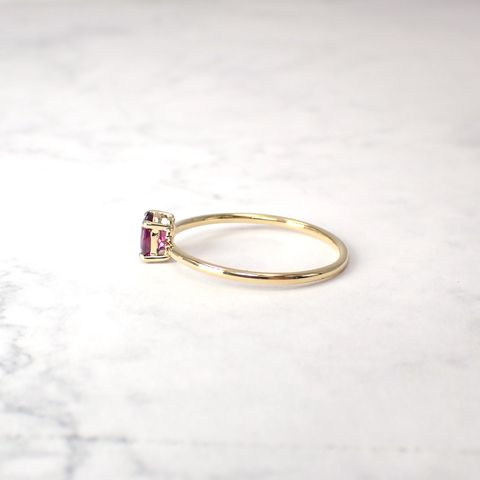 リング空枠：石留め▶グレープガーネット（お客様製作例）