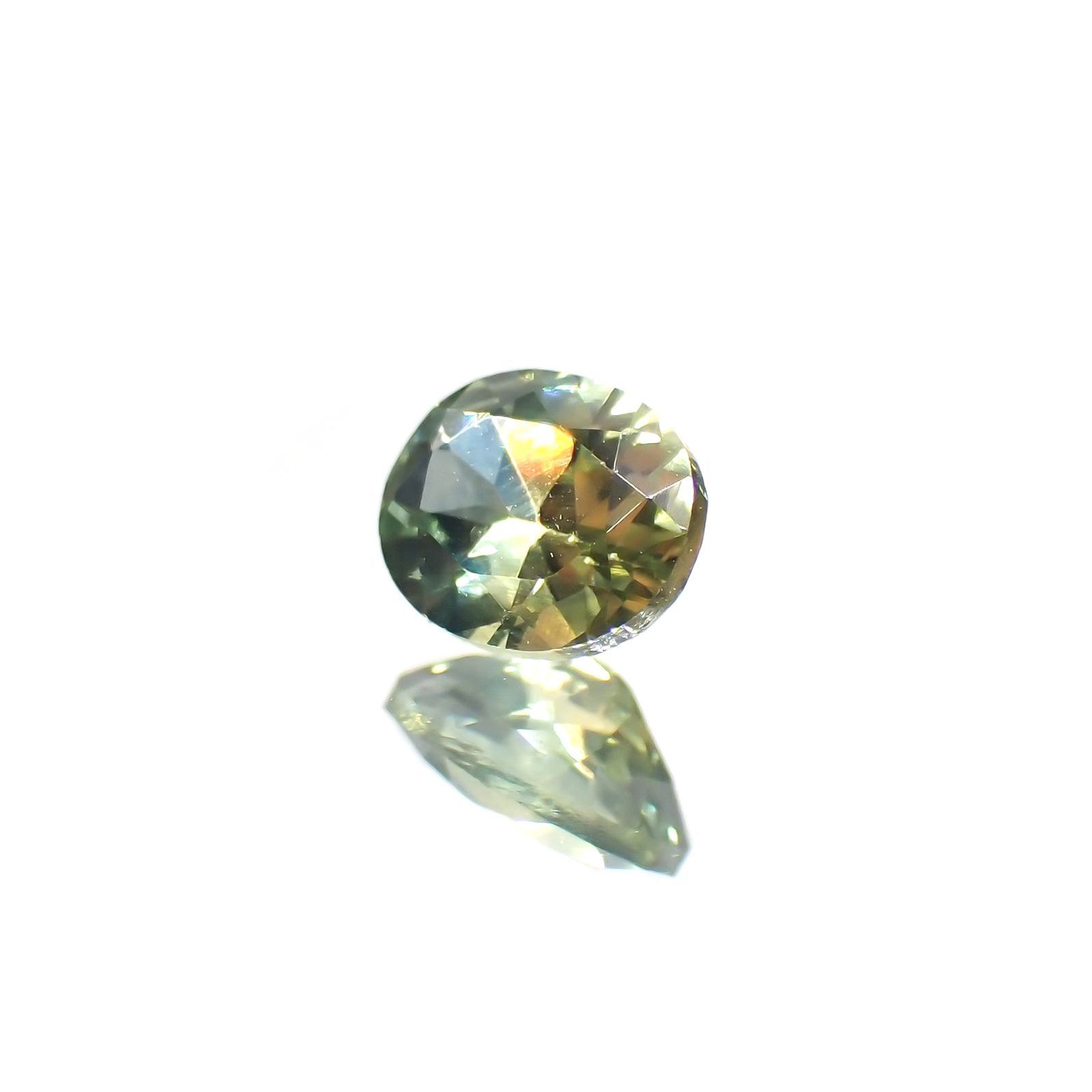 モンタナサファイア(宝石名サファイア)アメリカ・モンタナ州産 識別済 0.49ct / 5.2x4.1mm前後 [260414014]
