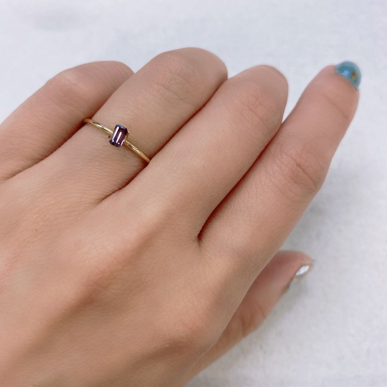 バイカラーサファイア(宝石名バイカラー・サファイア) マダガスカル/タンザニア産 0.23ct 識別済[210812498]4.2×2.5mm前後