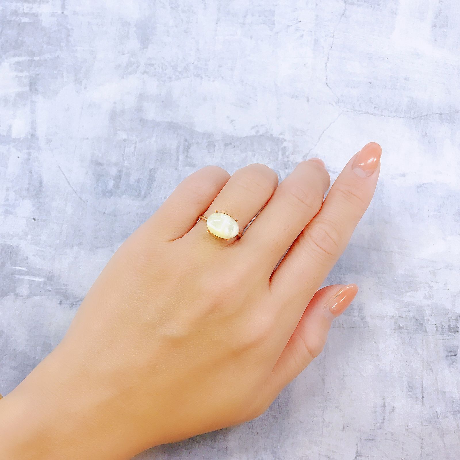 オパールキャッツアイ ブラジル・バイーア州産 3.47ct[220917860]12.2x8.6mm前後