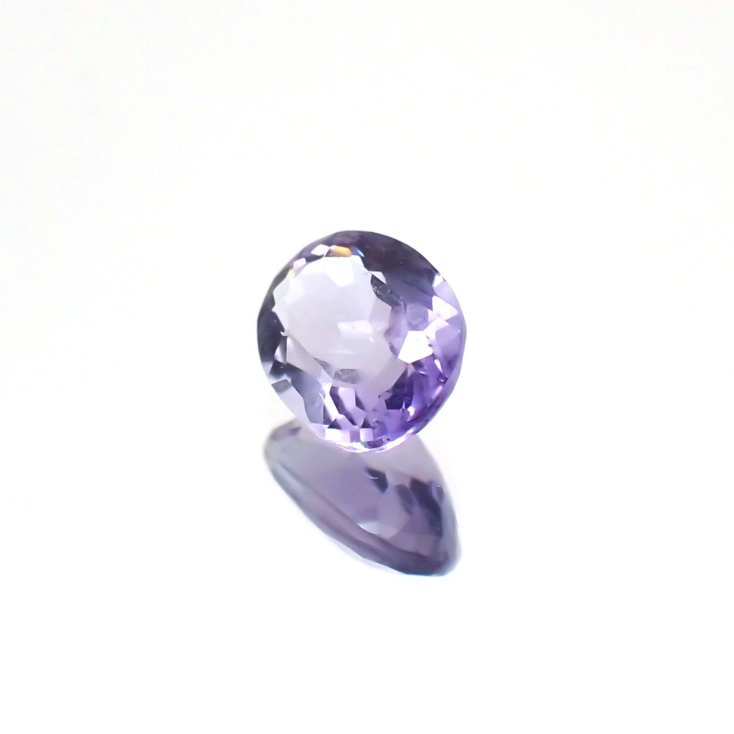 マリアライト(宝石名パープル・スキャポライト)タンザニア産 0.33ct 識別済[231224403]5.1x3.9mm前後