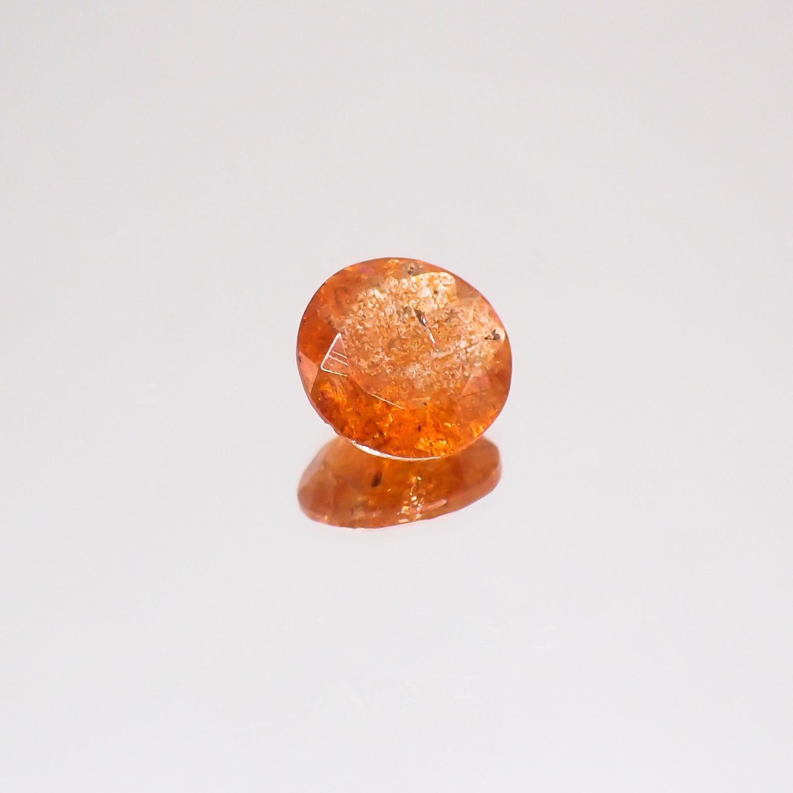 イリュージョンサンストーン(宝石名フェルドスパー) タンザニア産 1.49ct 識別済[210610867]8×7.9mm前後