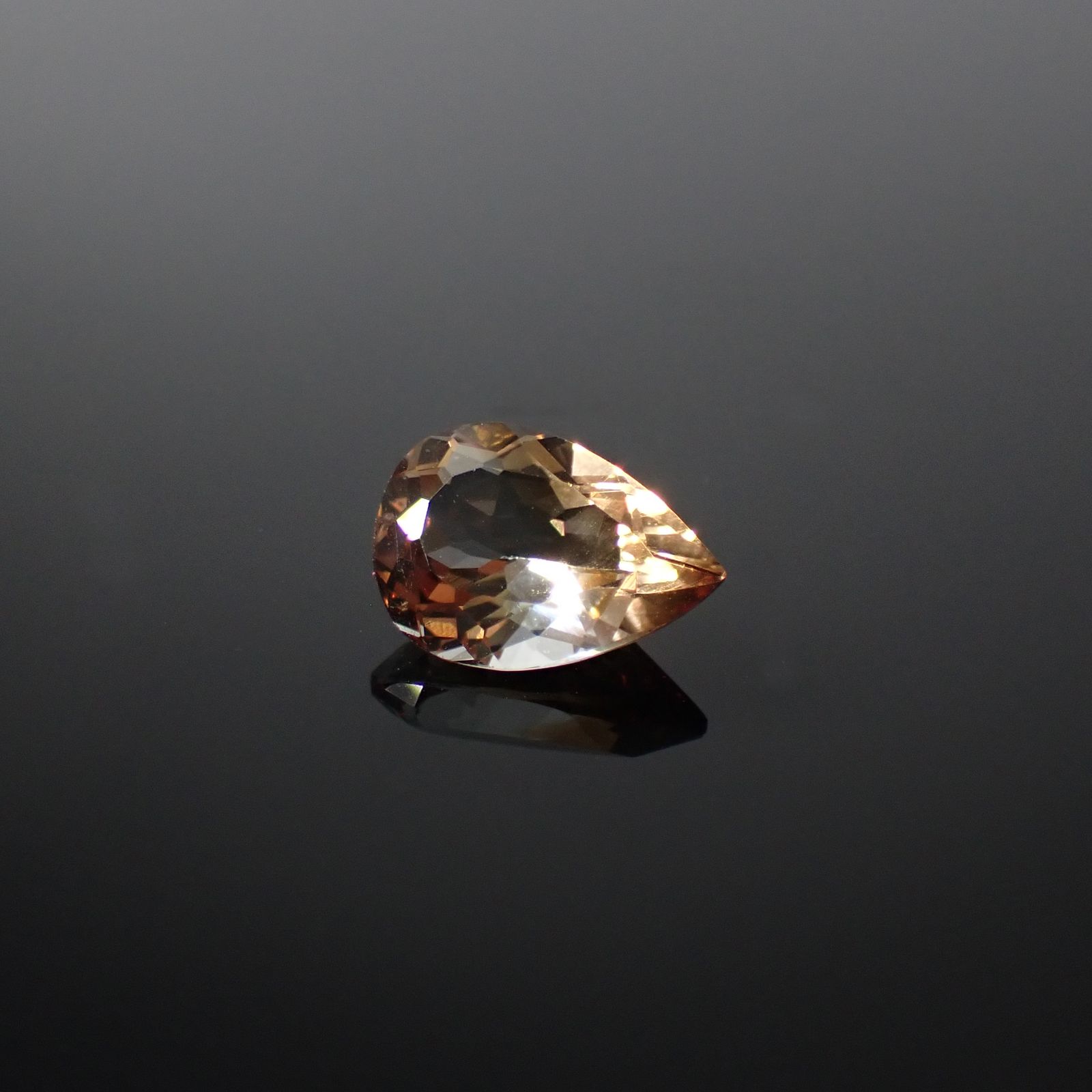 バイカラートパーズ ブラジル産 3.40ct [241129460]11.5x8.2mm前後