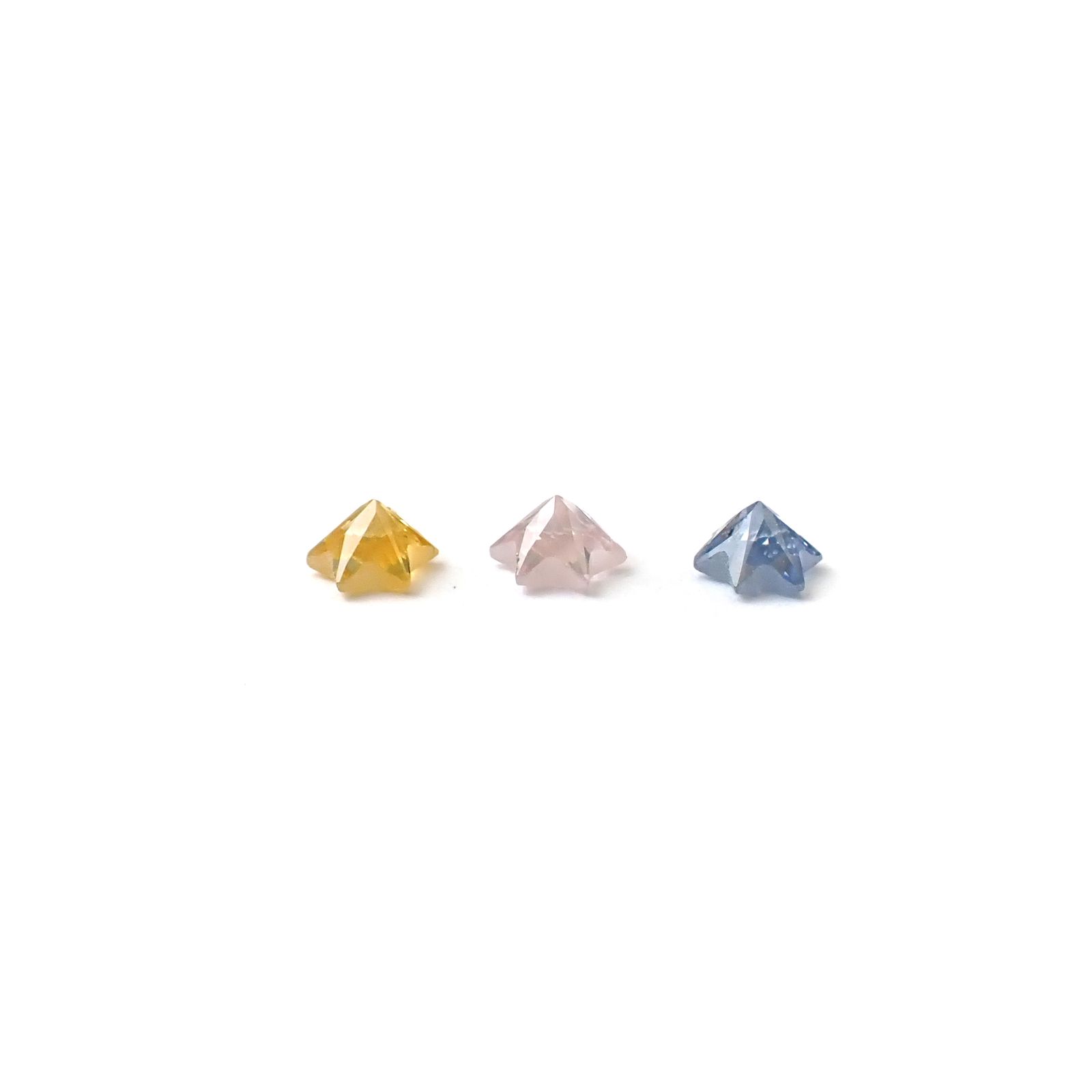 ◇カスタムカット◇サファイア カラーグラデーション3個セット スリランカ/マダガスカル産 0.28ct(3pcs合計) / 3.0-3.1x3.0-3.1mm前後 [260632328]