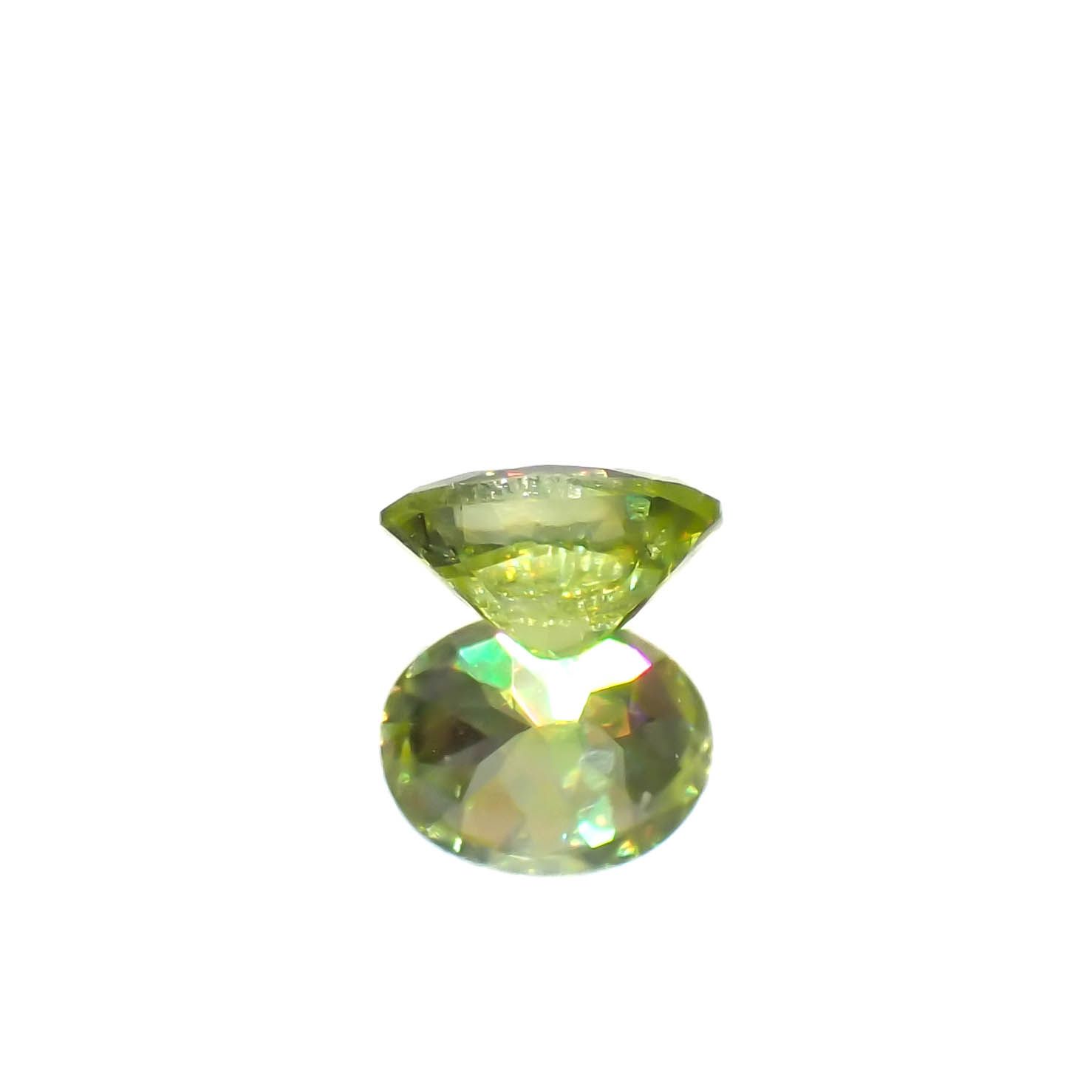スフェーン(宝石名スフェーン)マダガスカル産 0.37ct 識別済[230522229]5x4mm前後