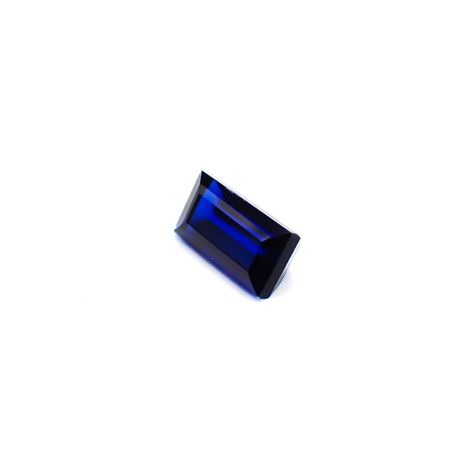 カイヤナイト ネパール産 2.31ct / 9.6x5.1mm前後 [260532279]